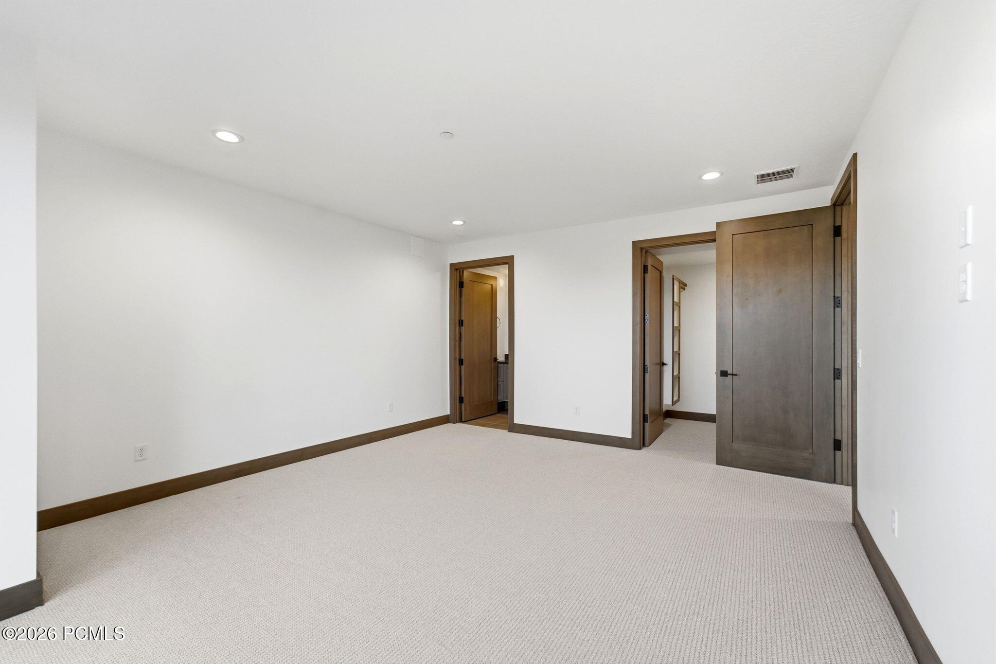 11004 N Wrangler Circle