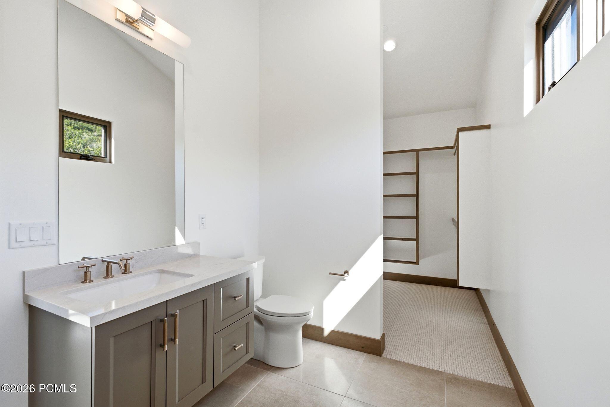 11004 N Wrangler Circle
