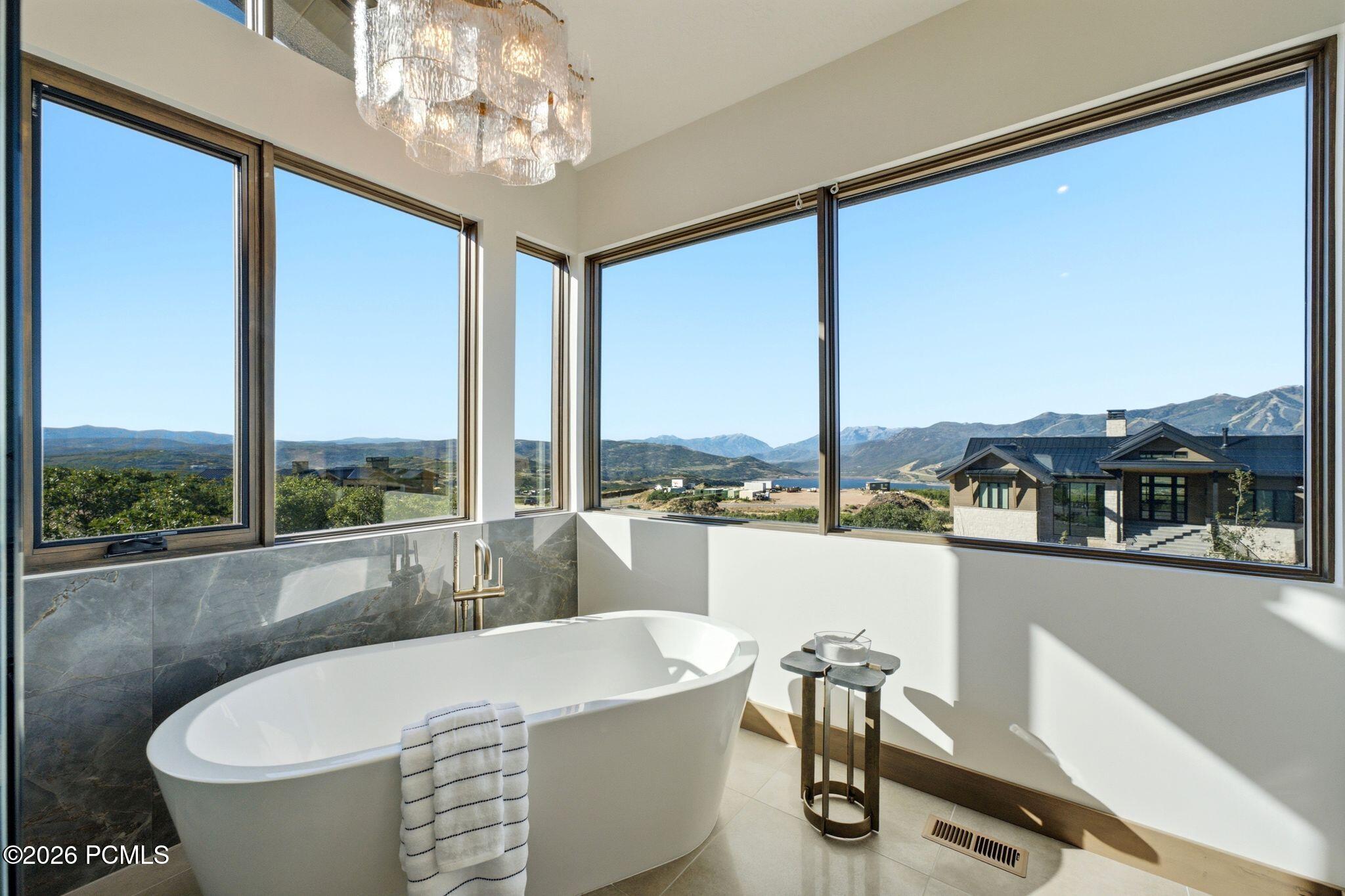 11004 N Wrangler Circle