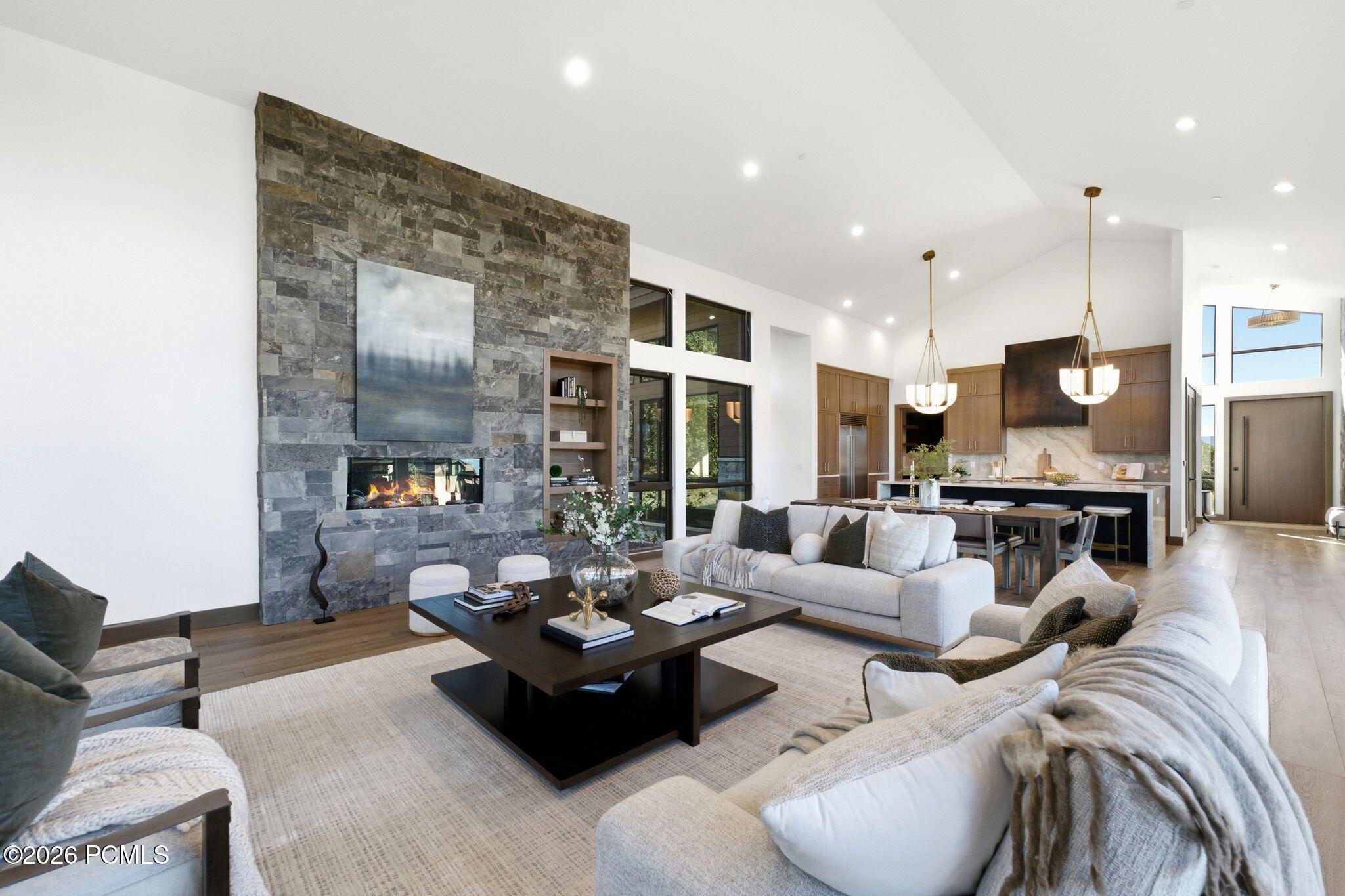 11004 N Wrangler Circle