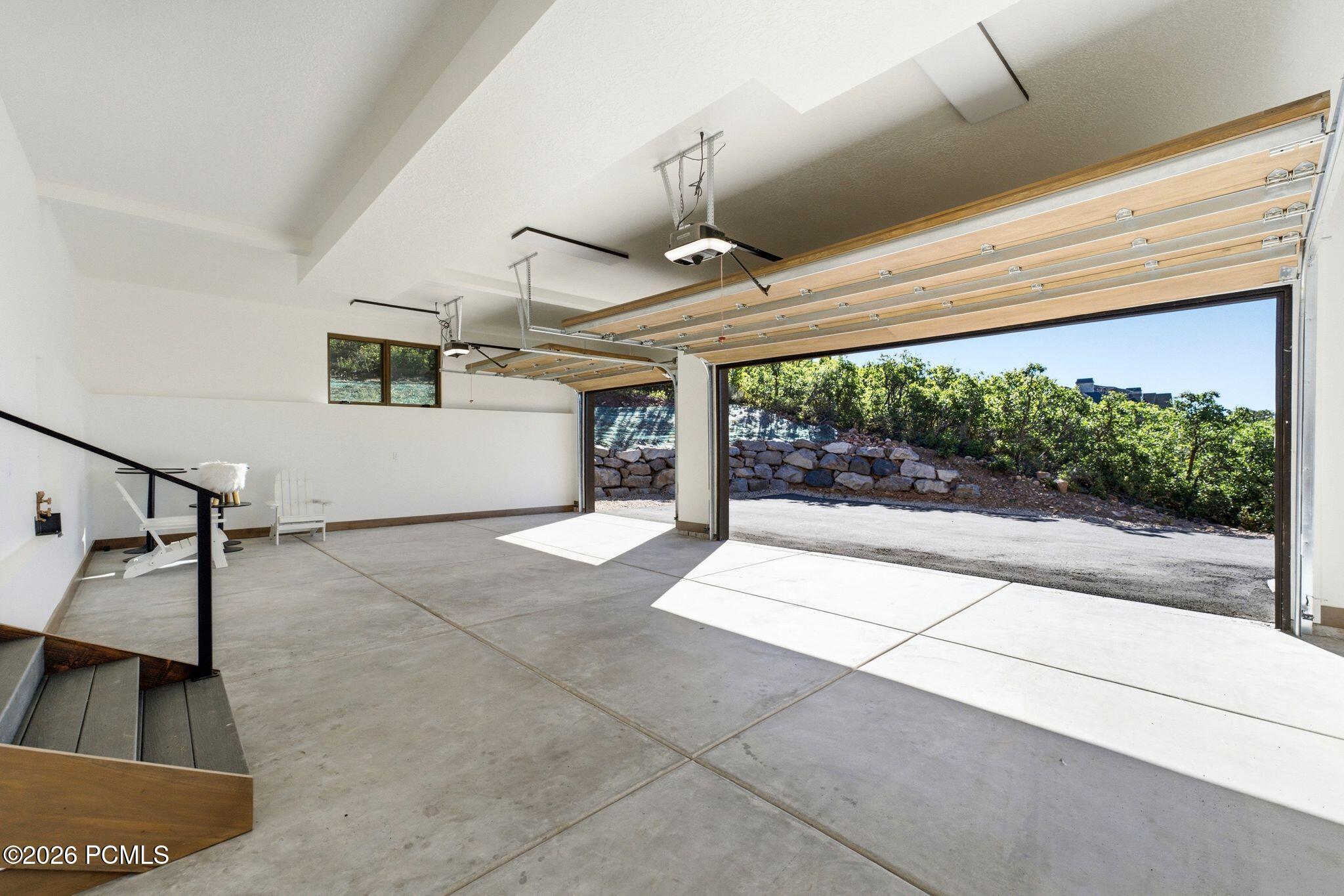11004 N Wrangler Circle