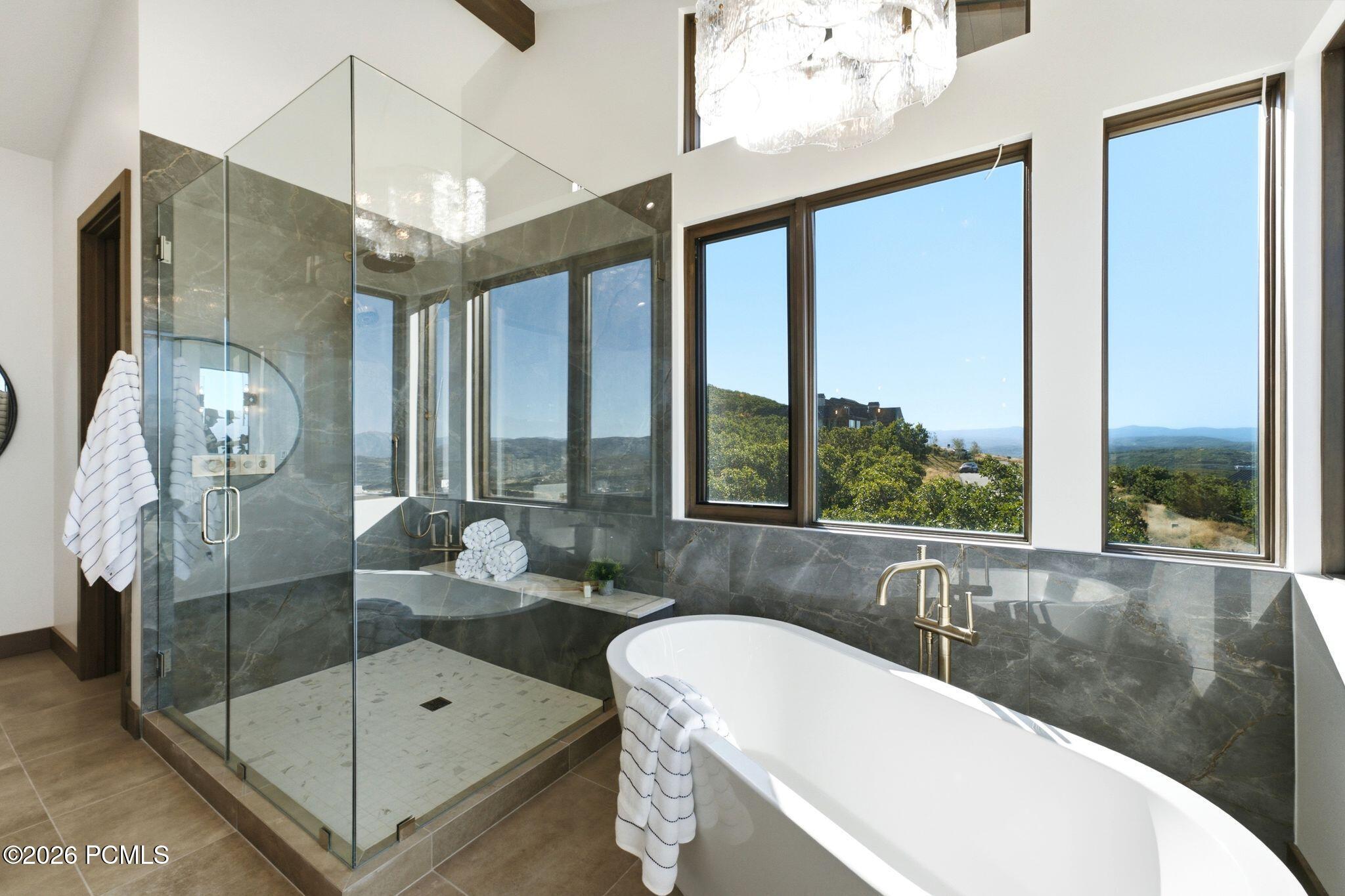 11004 N Wrangler Circle