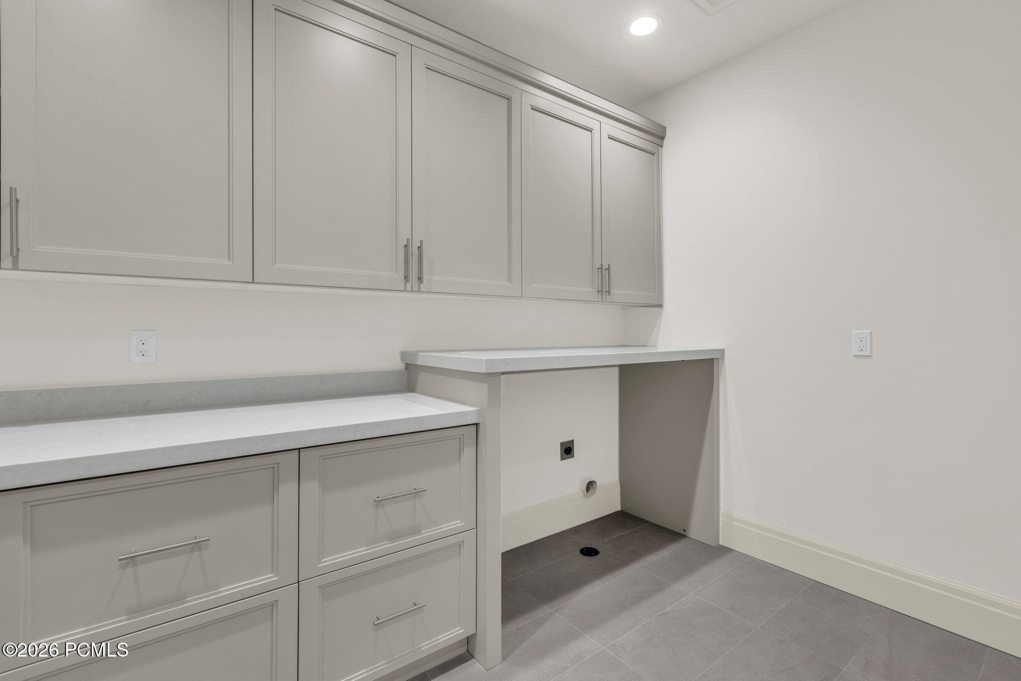 8905 Daybreaker Dr