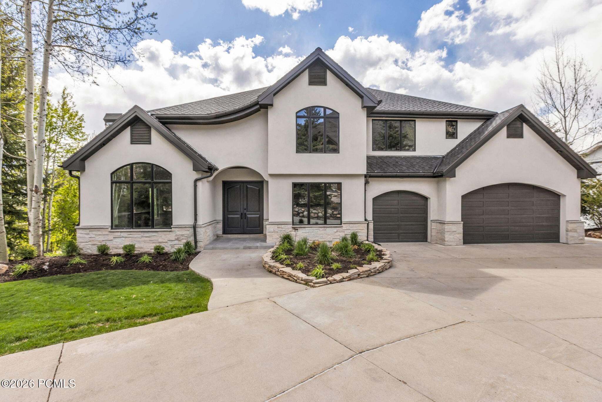 8905 Daybreaker Dr