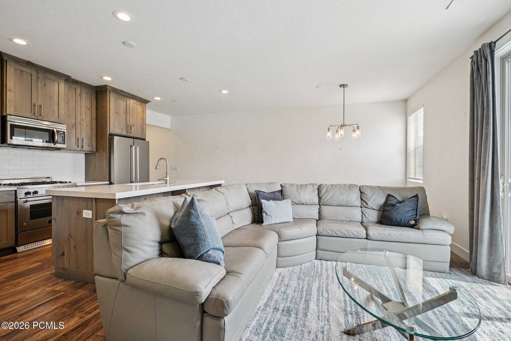 3041 W Cedar Drive