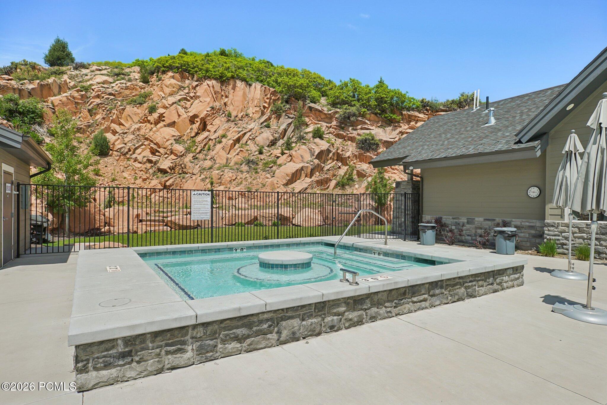 3041 W Cedar Drive