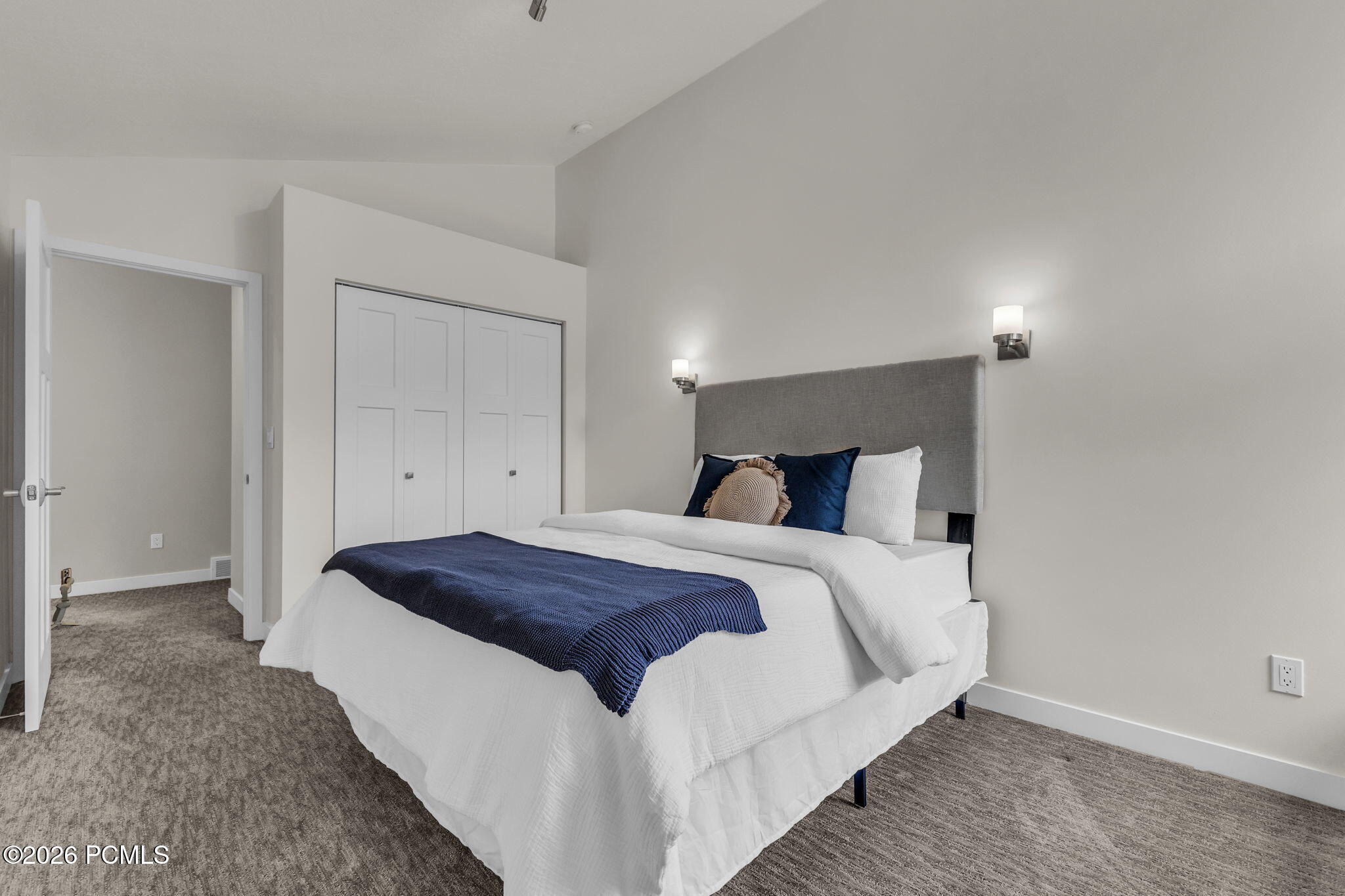 60 Saint Moritz Circle