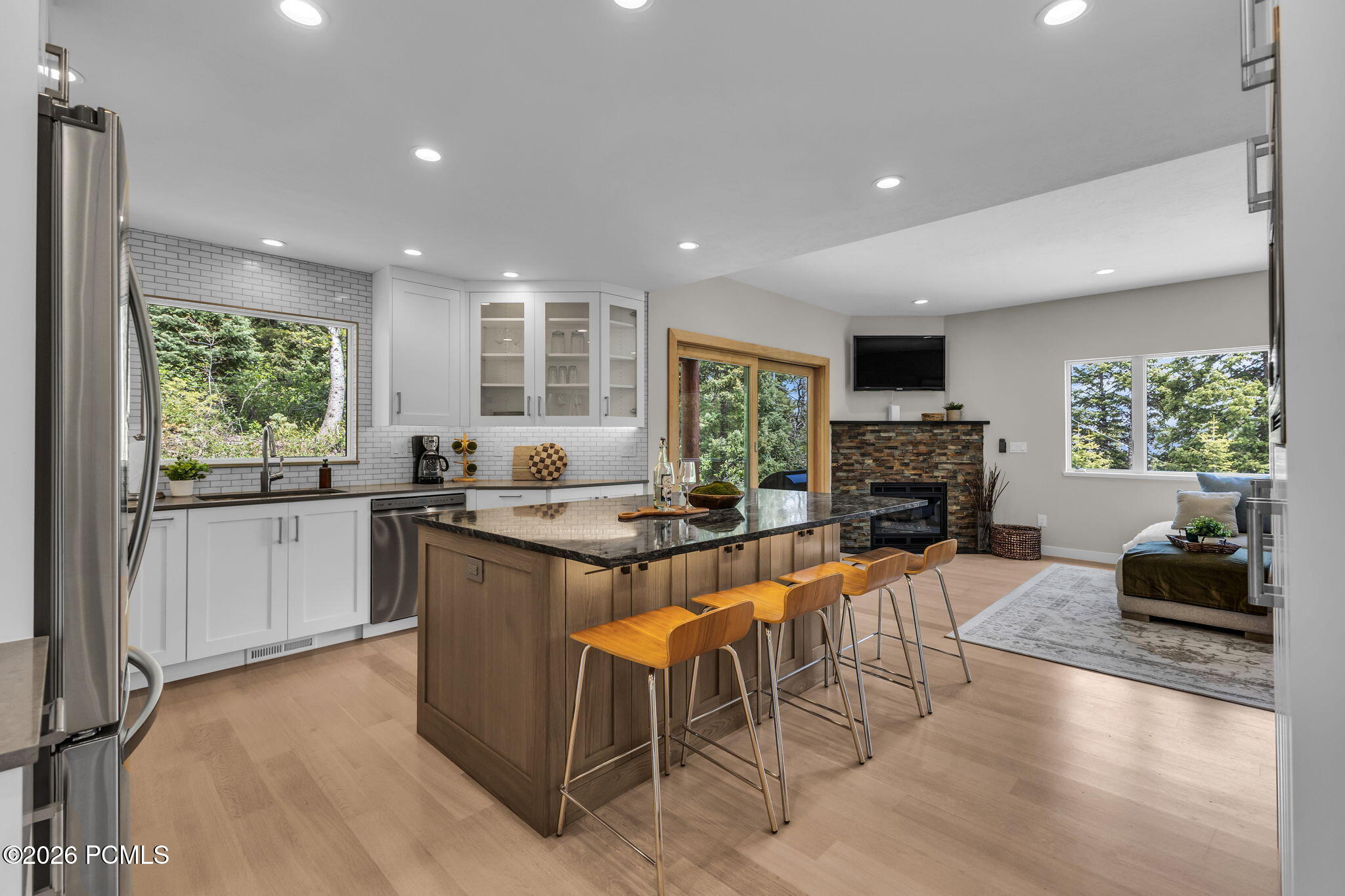 60 Saint Moritz Circle