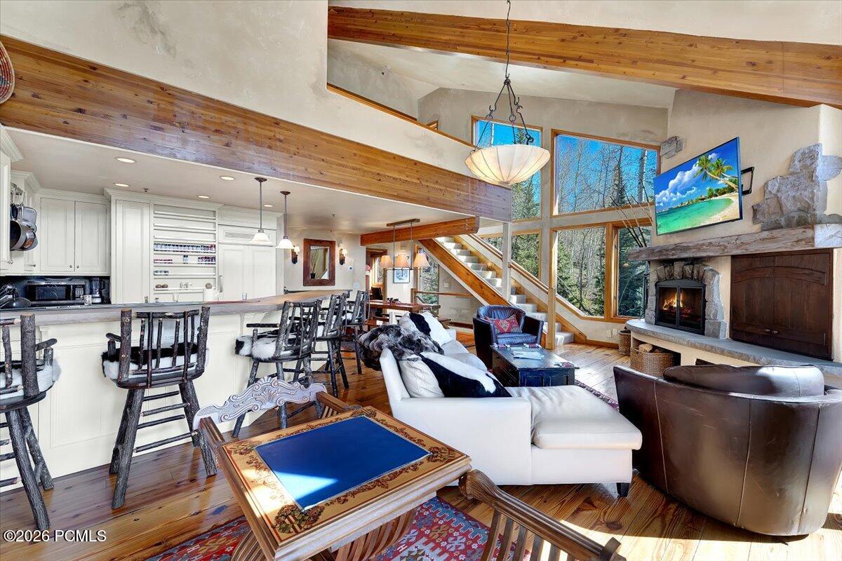 7260 Little Belle Court