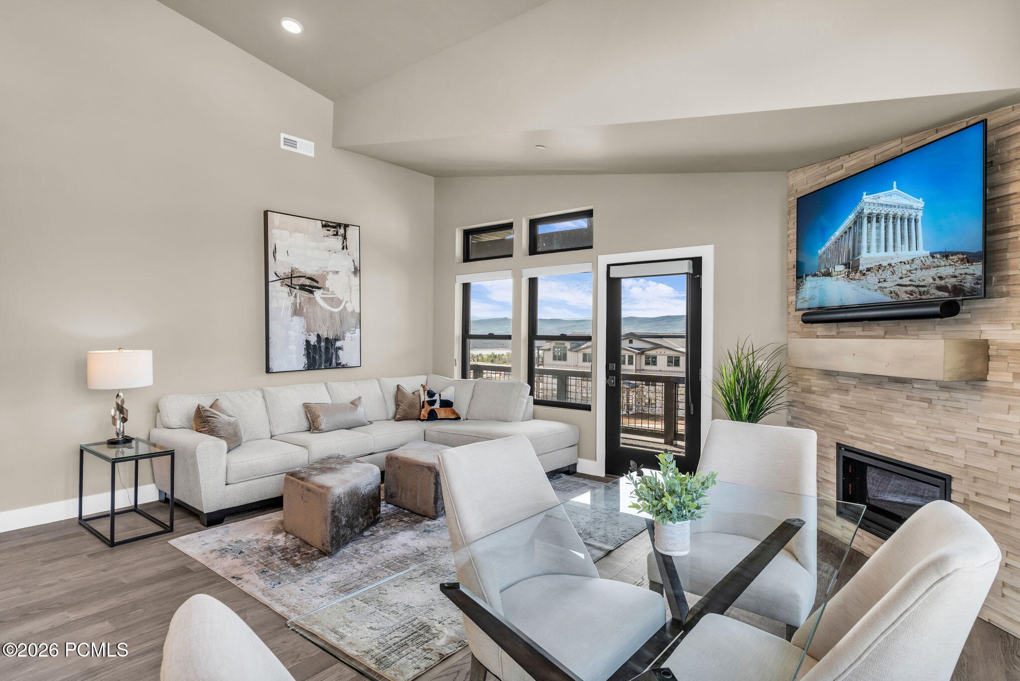 1121 W Helling Cir 302