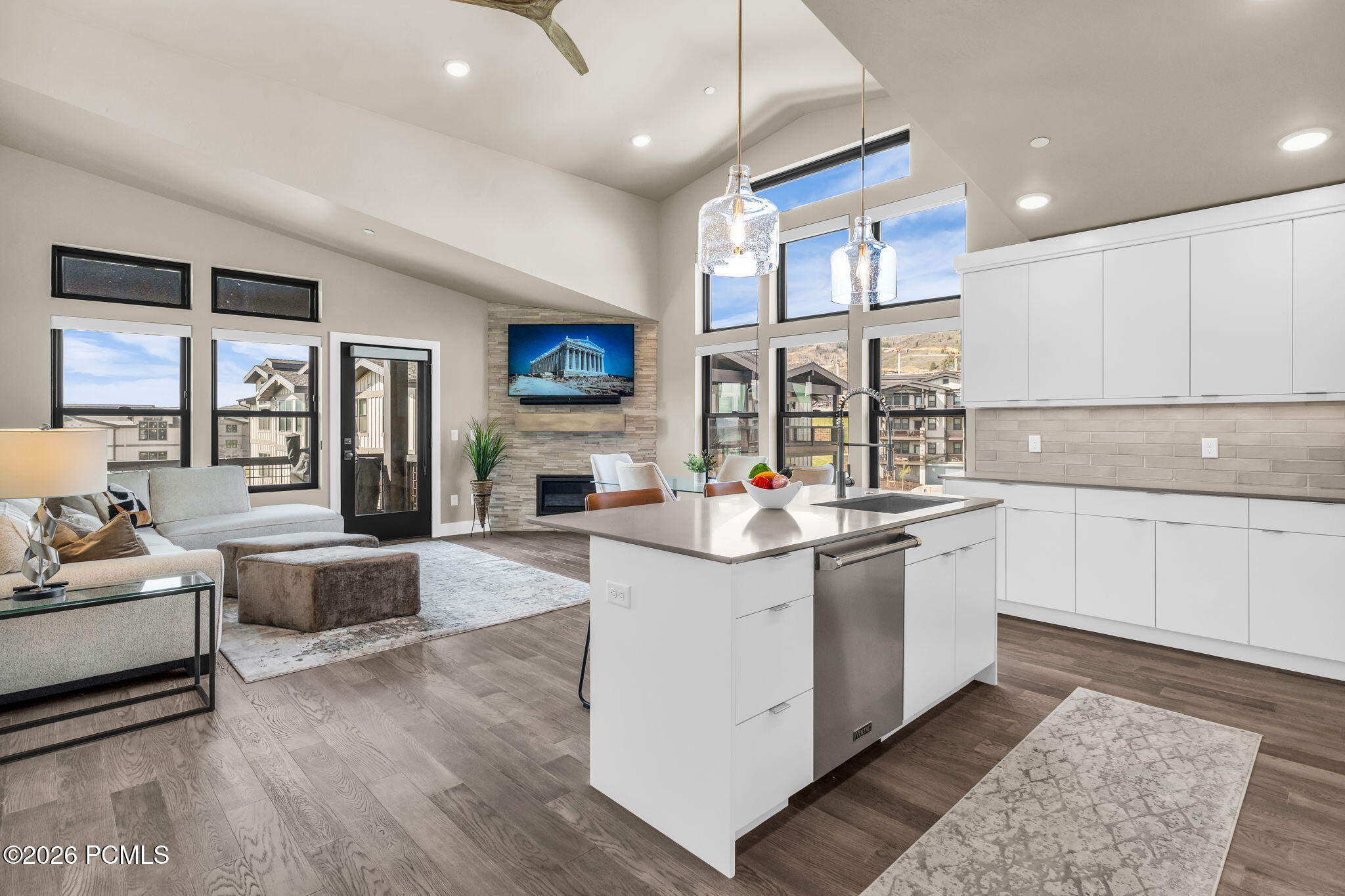 1121 W Helling Cir 302
