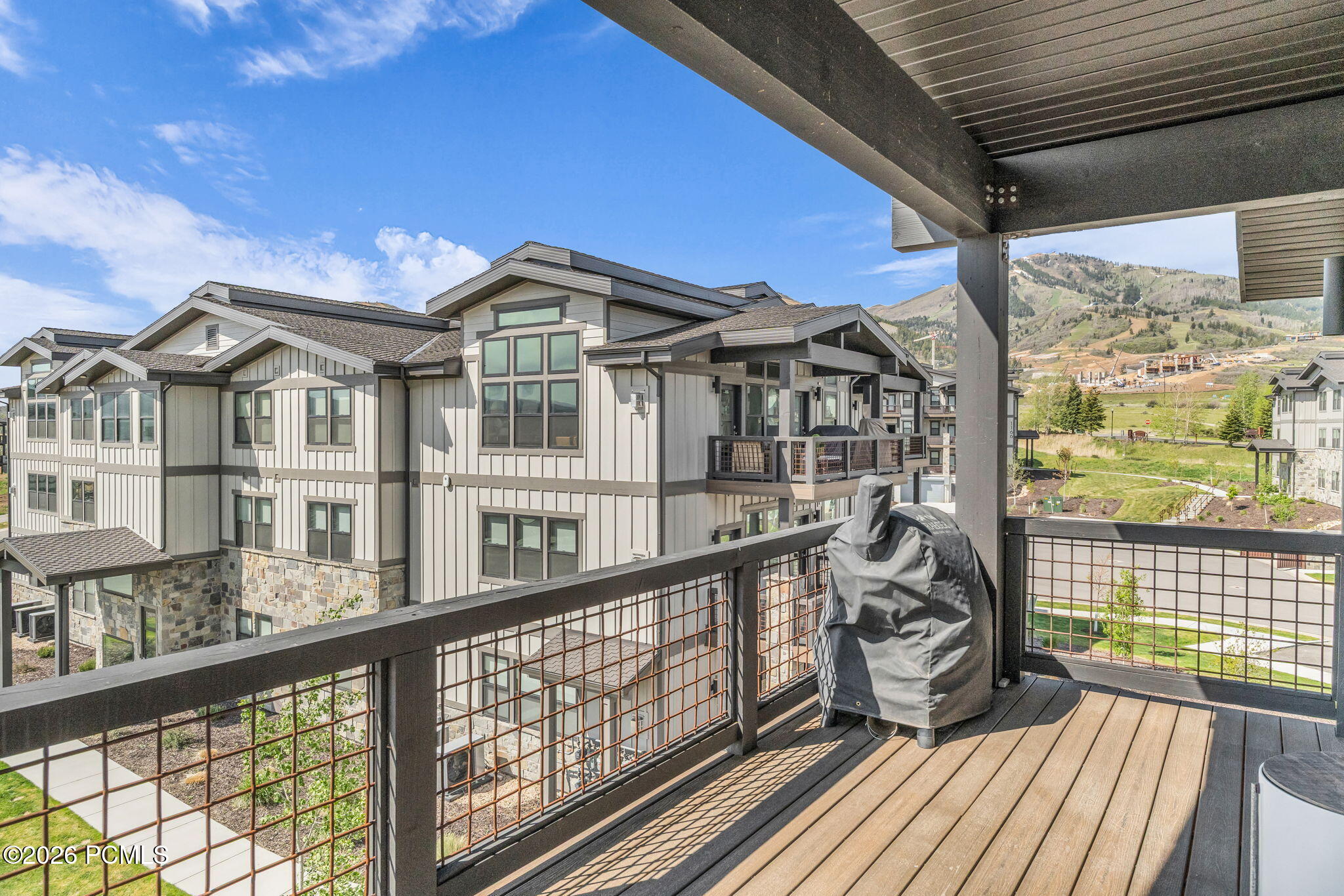 1121 W Helling Cir 302