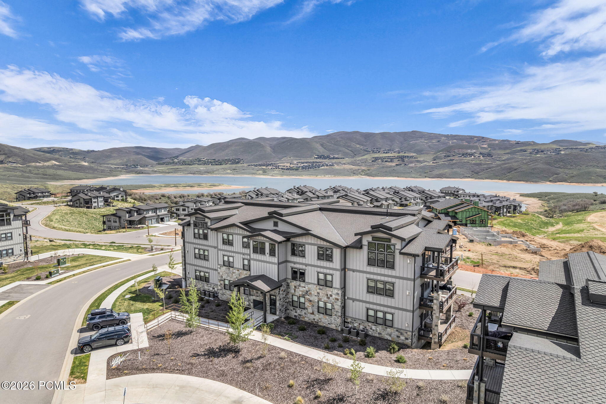 1121 W Helling Cir 302