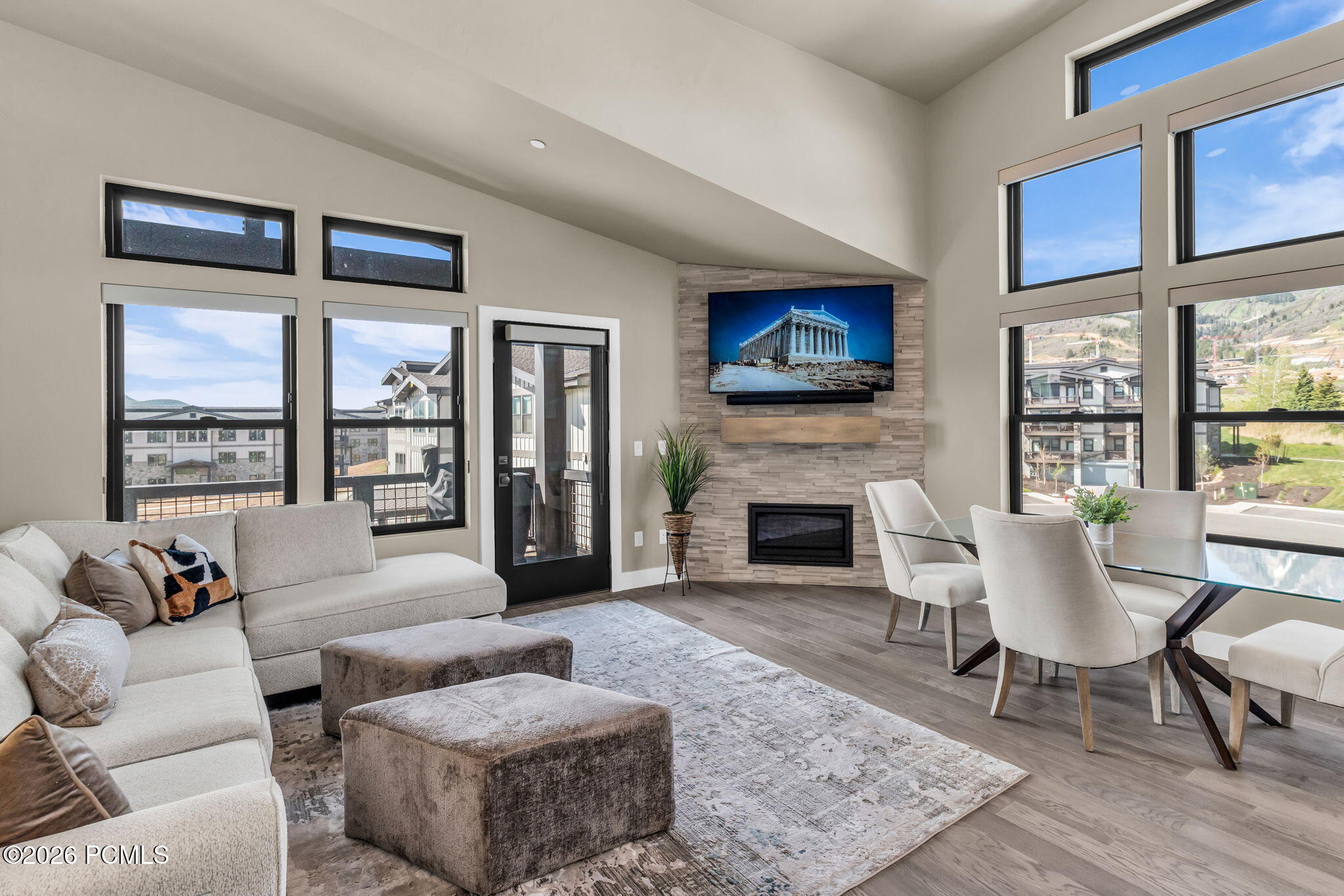 1121 W Helling Cir 302