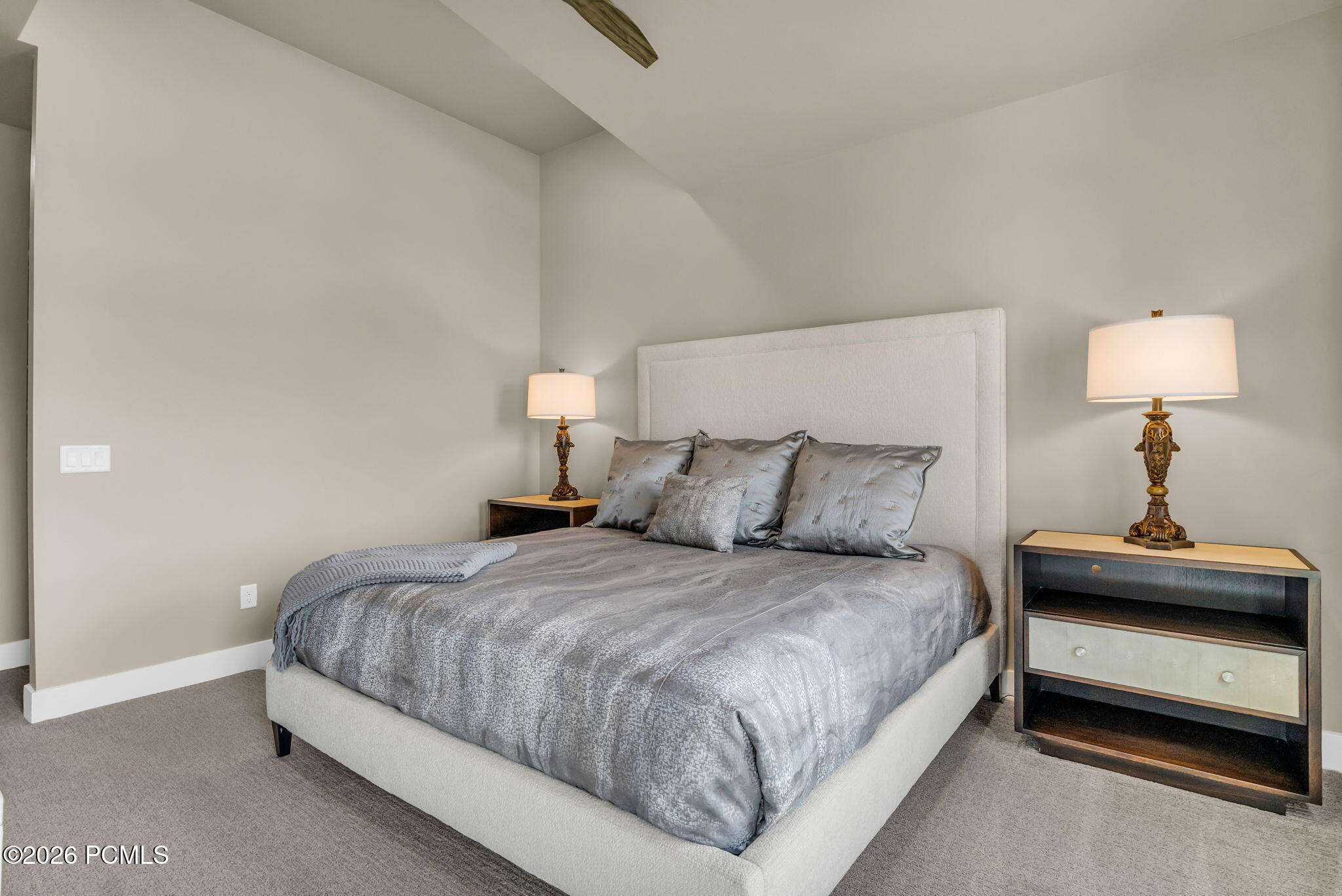 1121 W Helling Cir 302