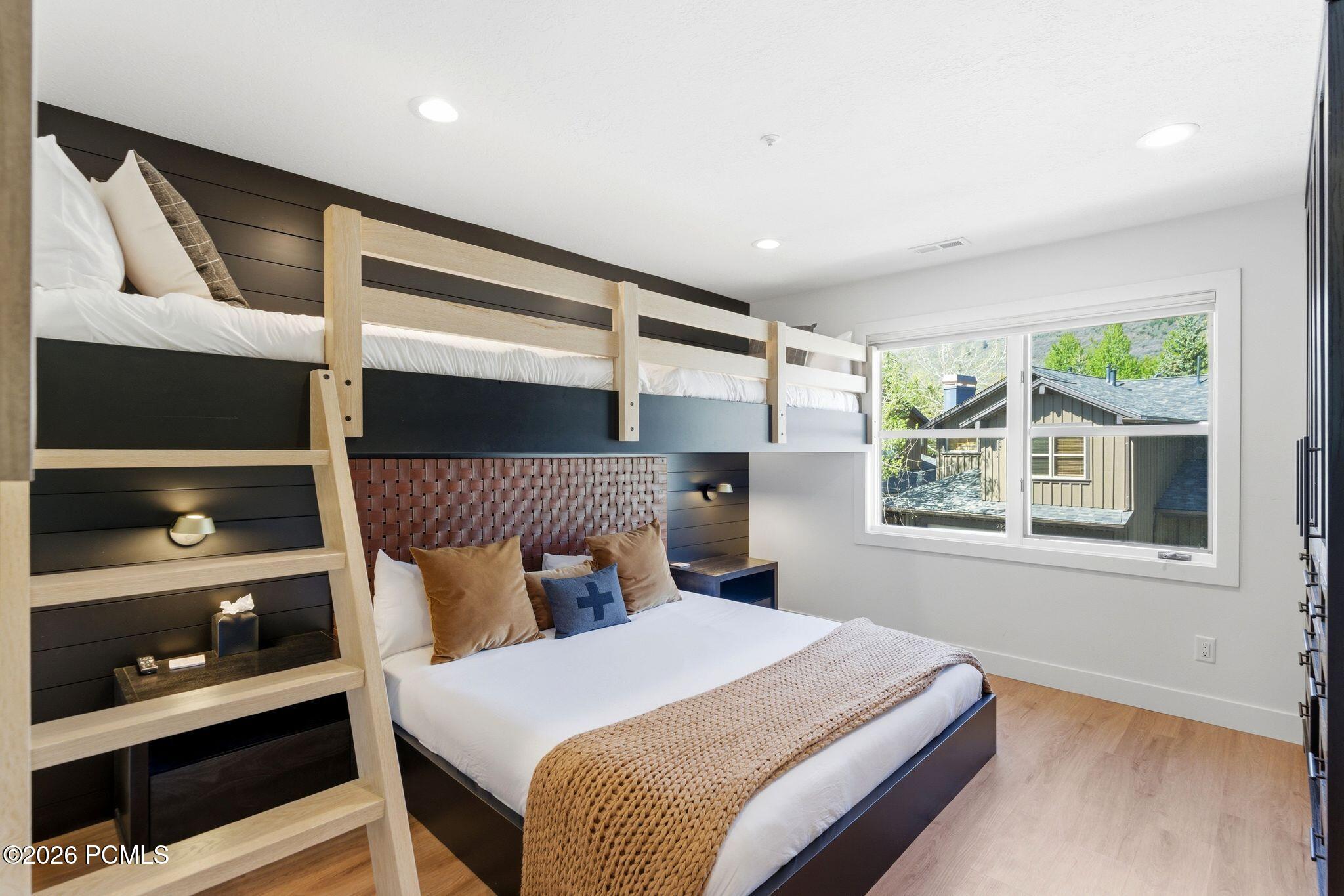 2236 Jupiter View Drive 19