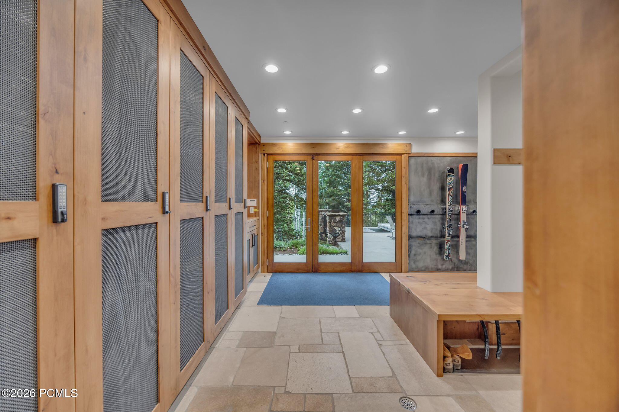 22 White Pine Canyon Rd