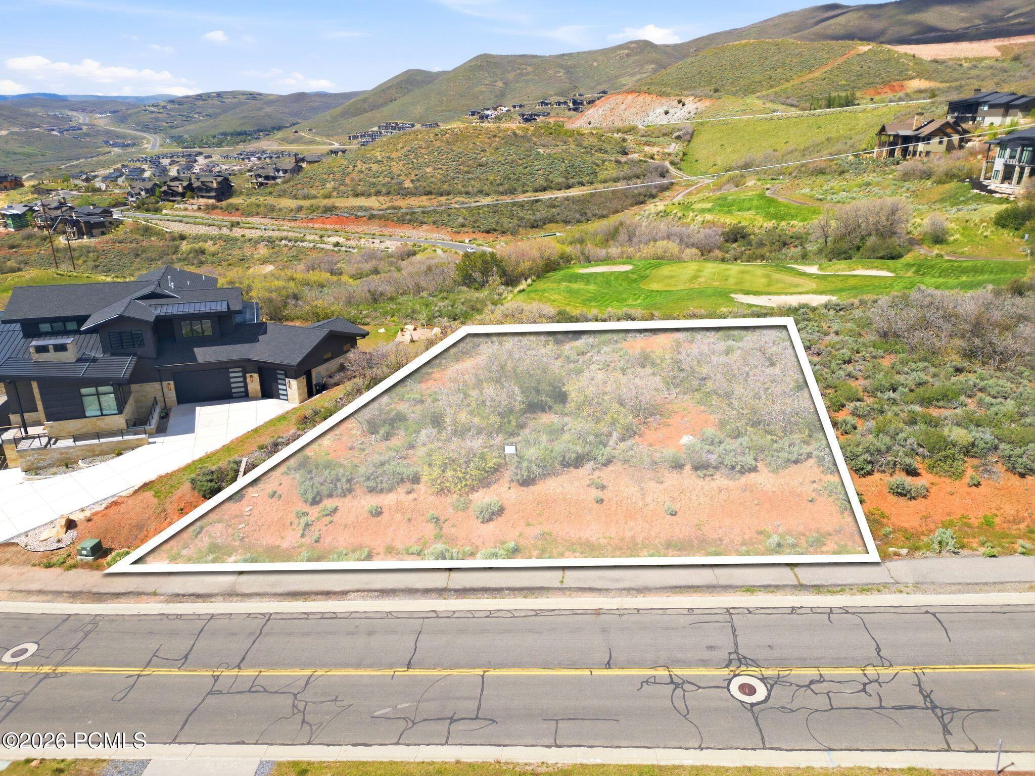 1133 E Longview Drive