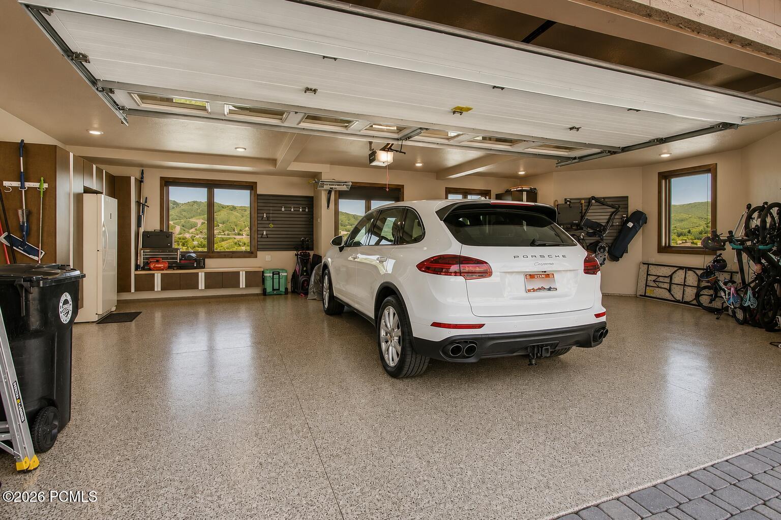 11080 N Lariat Ct