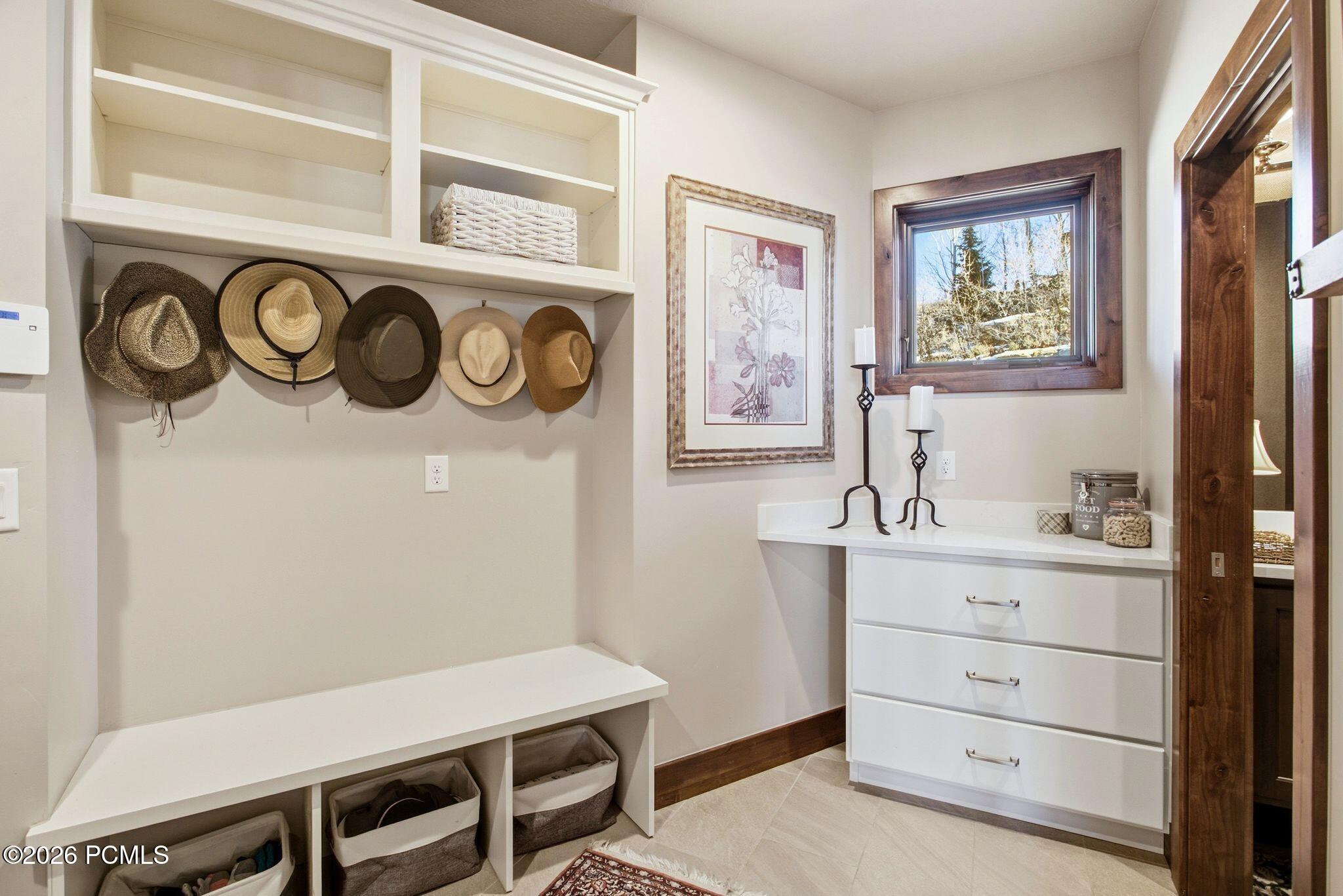 11080 N Lariat Ct
