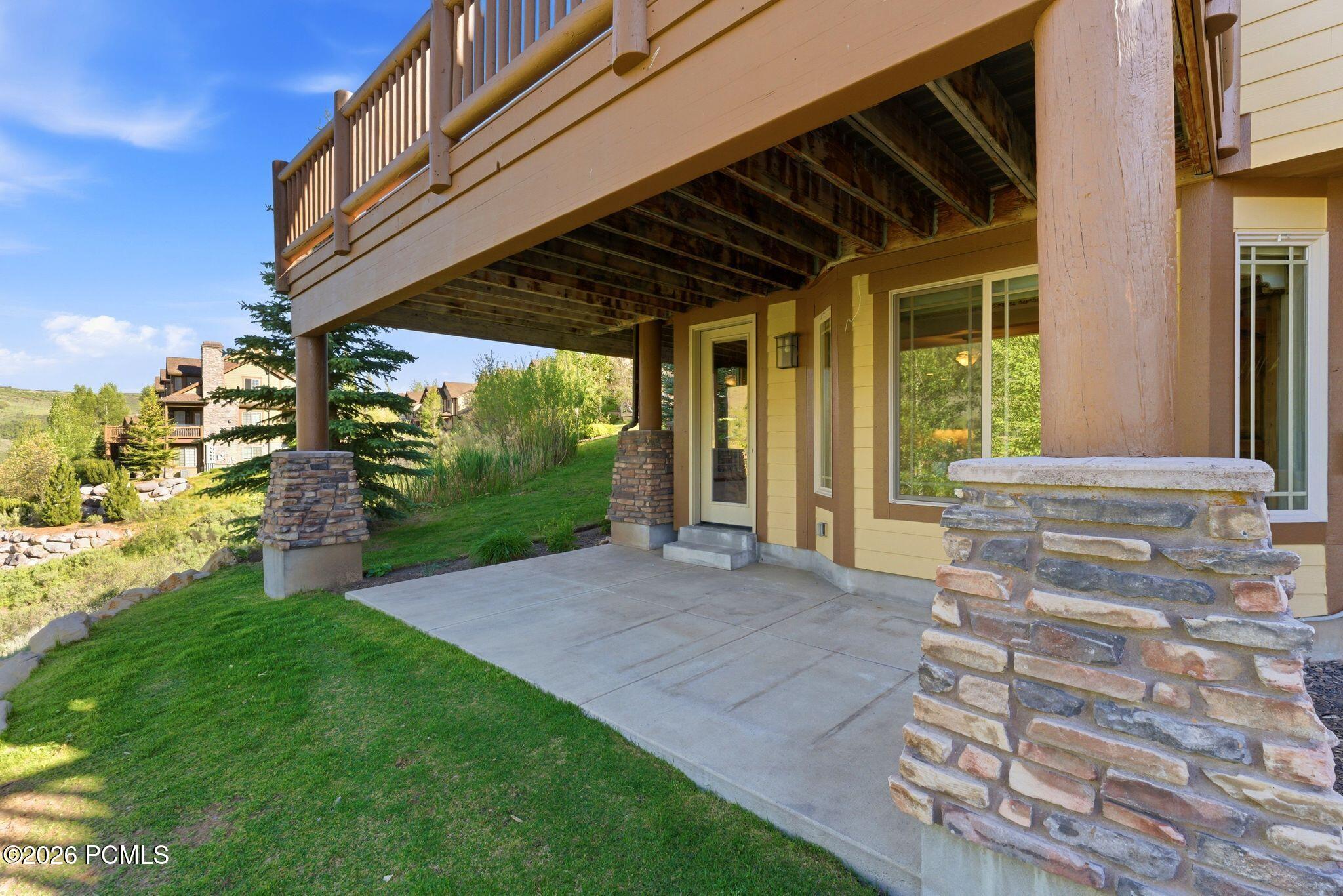 3286 Lower Saddleback Road