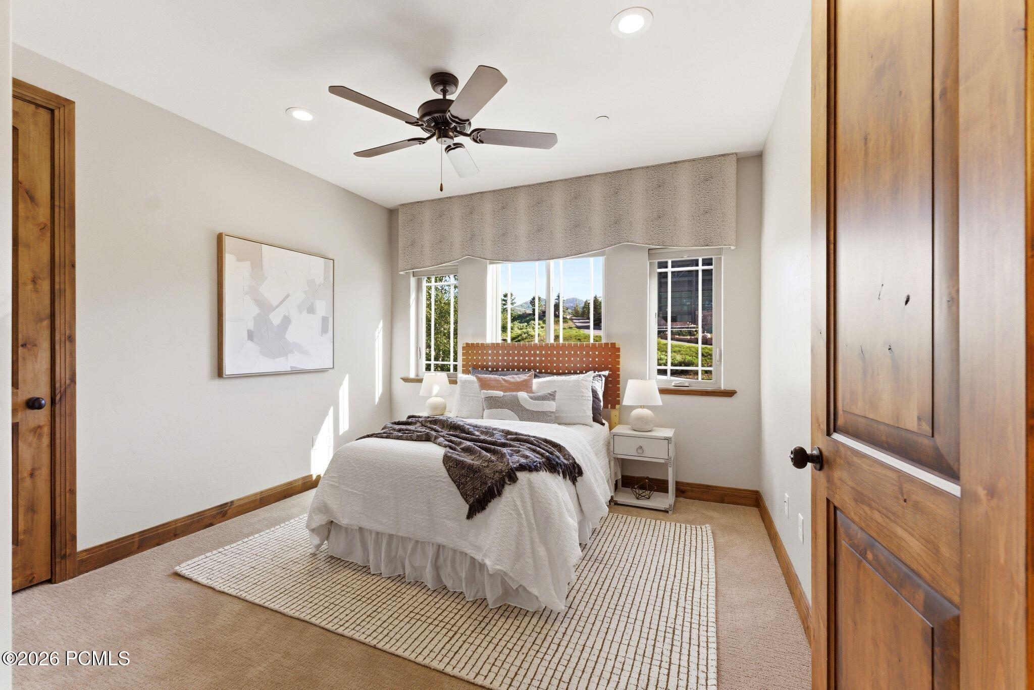 3286 Lower Saddleback Road