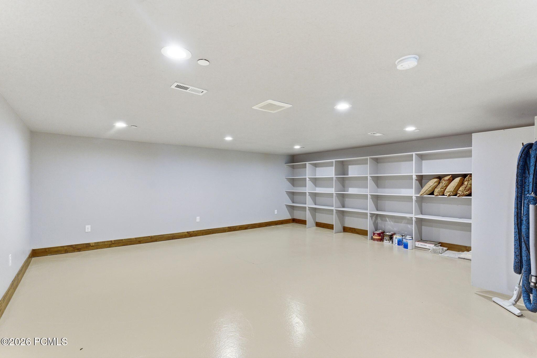 3286 Lower Saddleback Road