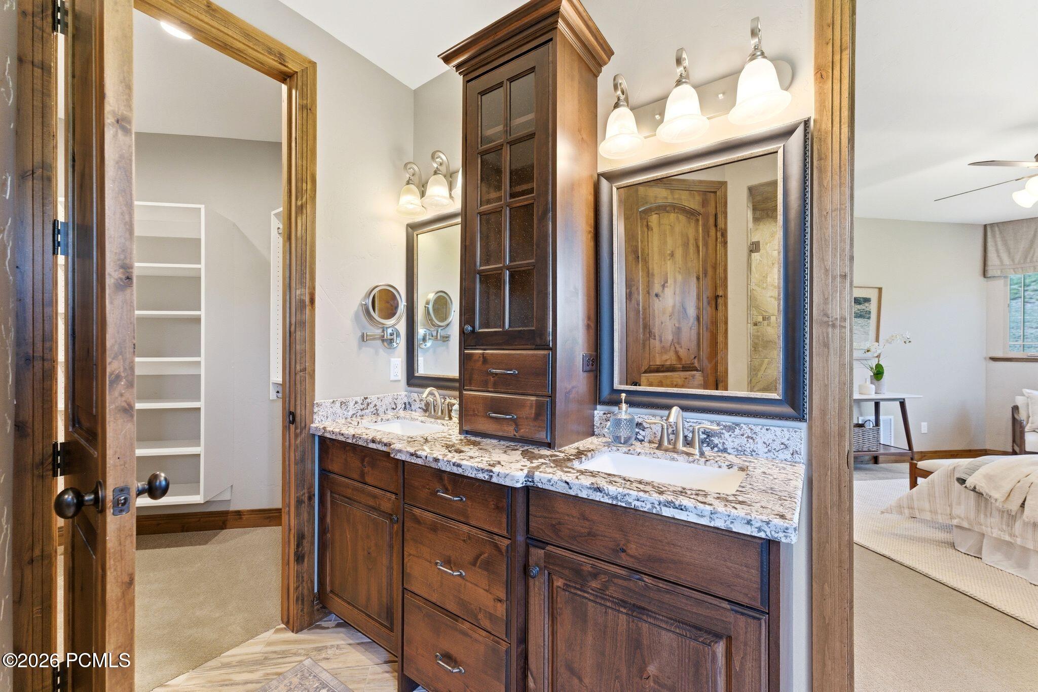 3286 Lower Saddleback Road