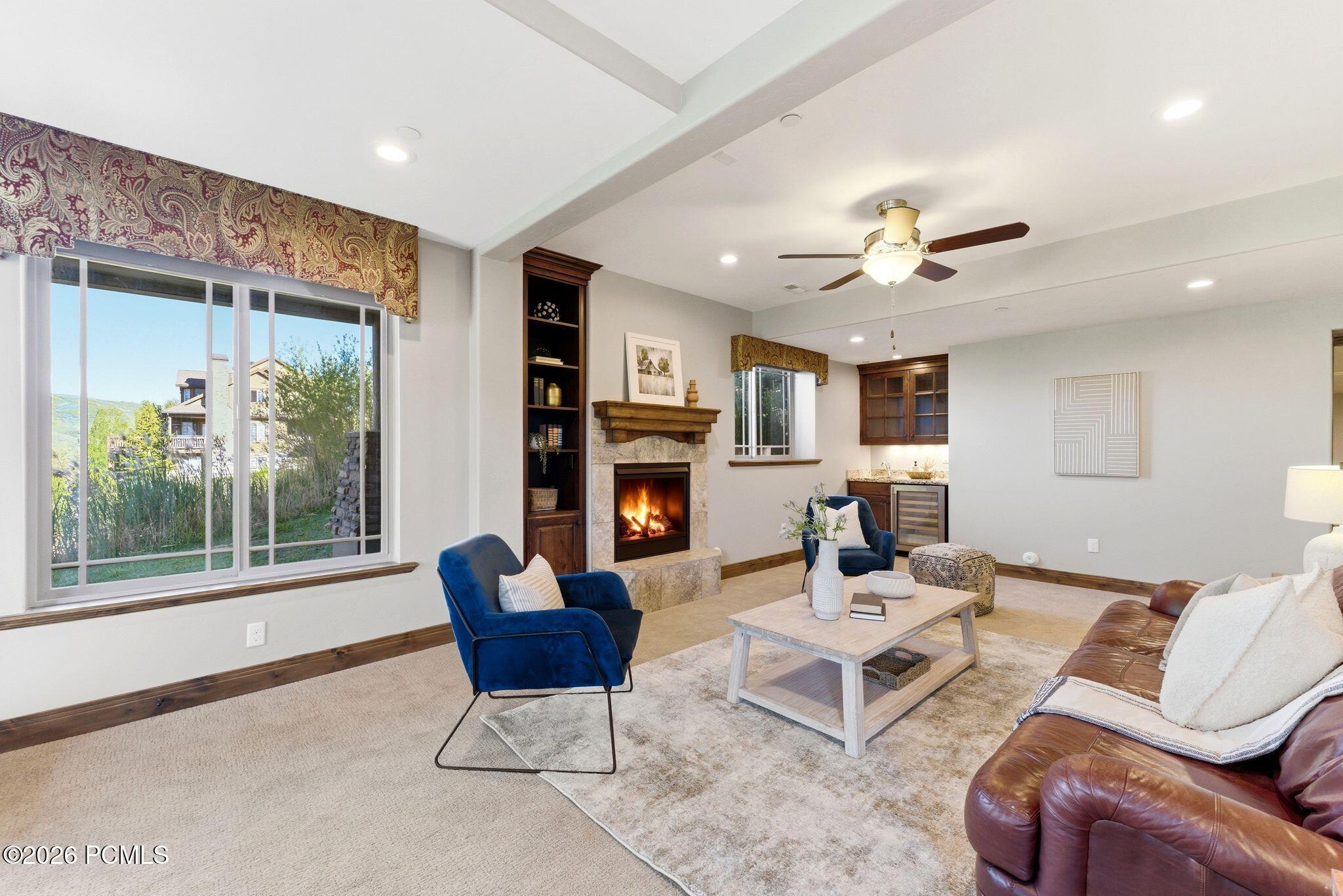 3286 Lower Saddleback Road