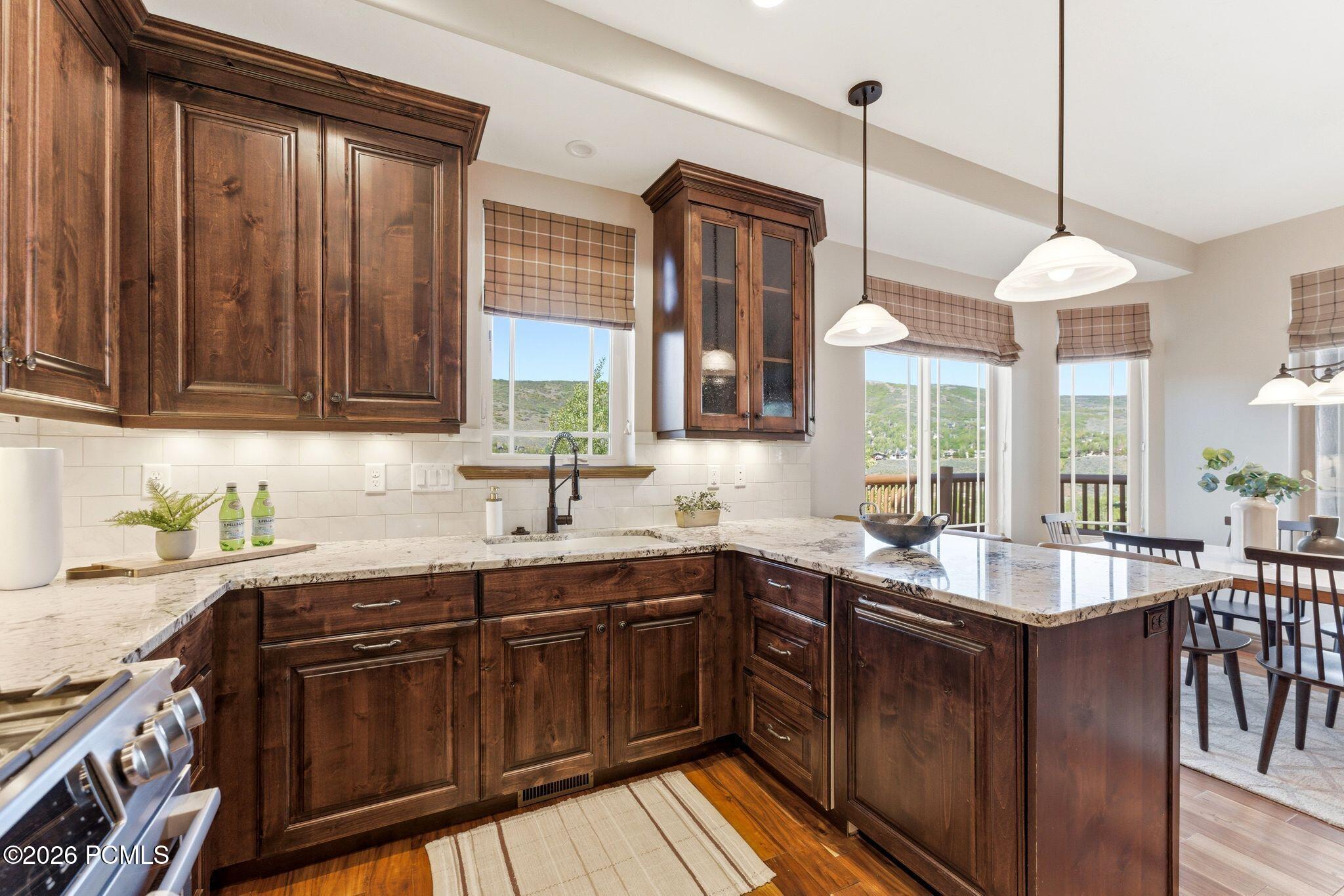 3286 Lower Saddleback Road