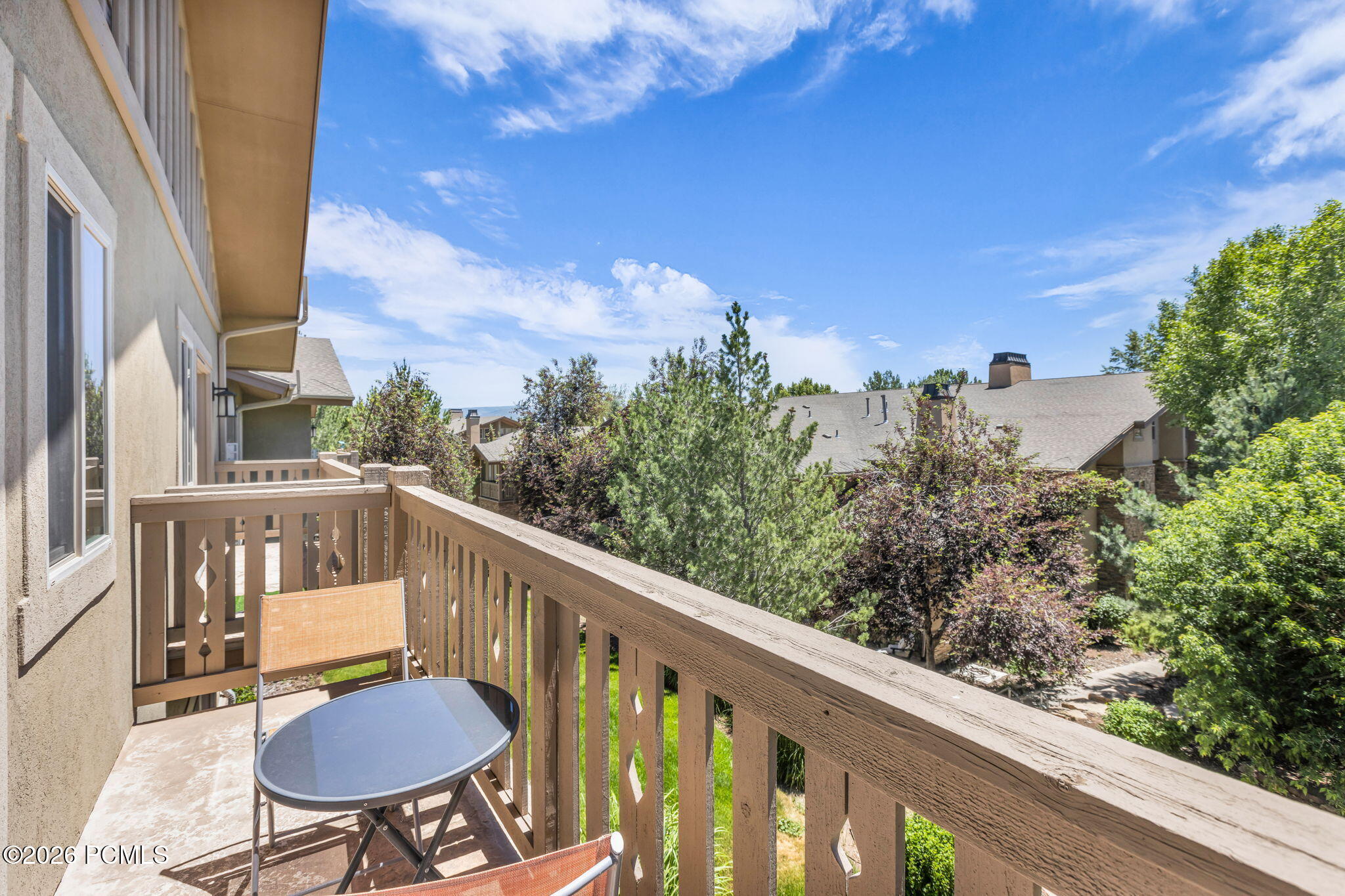 475 W 1150 North 4