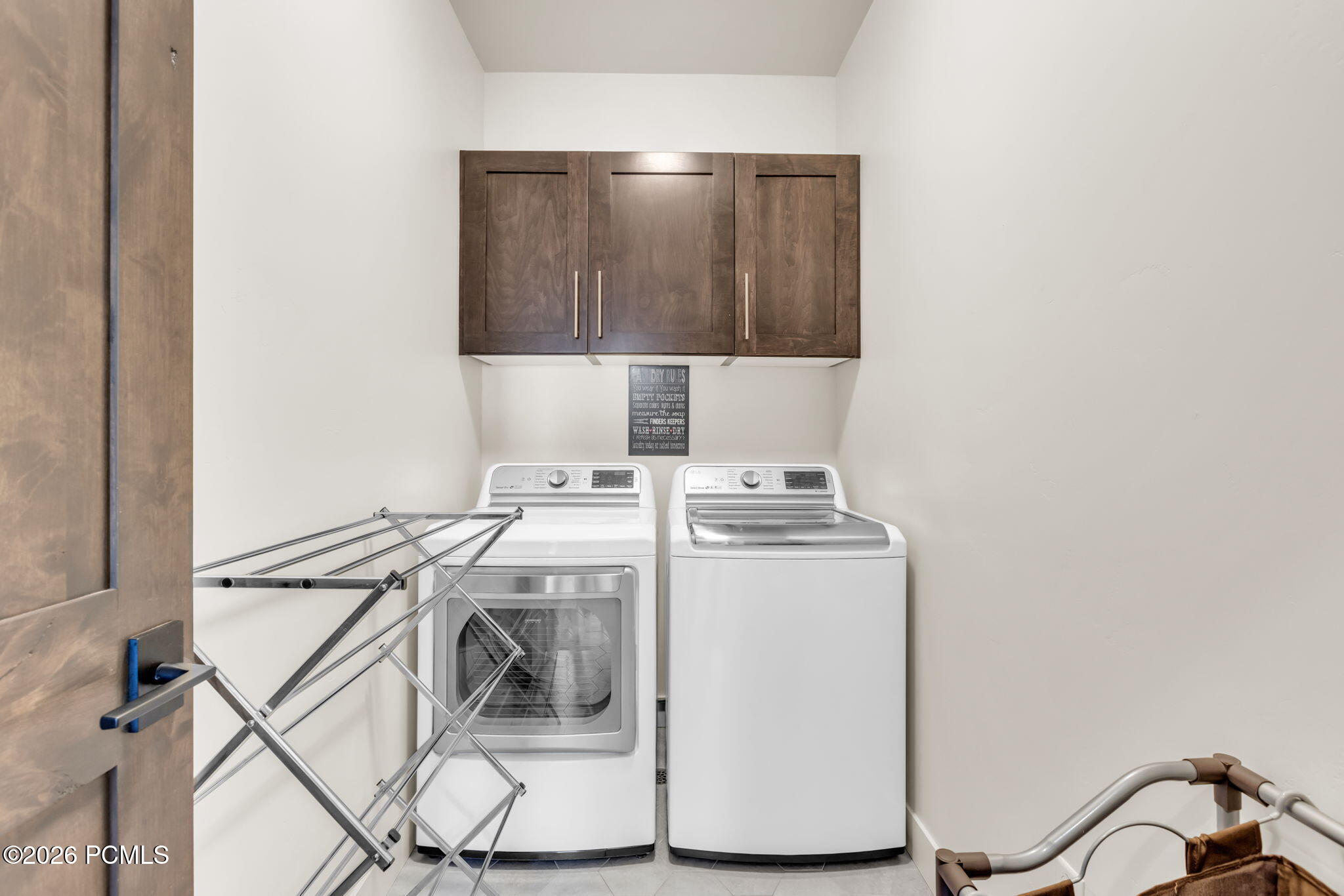 475 W 1150 North 4