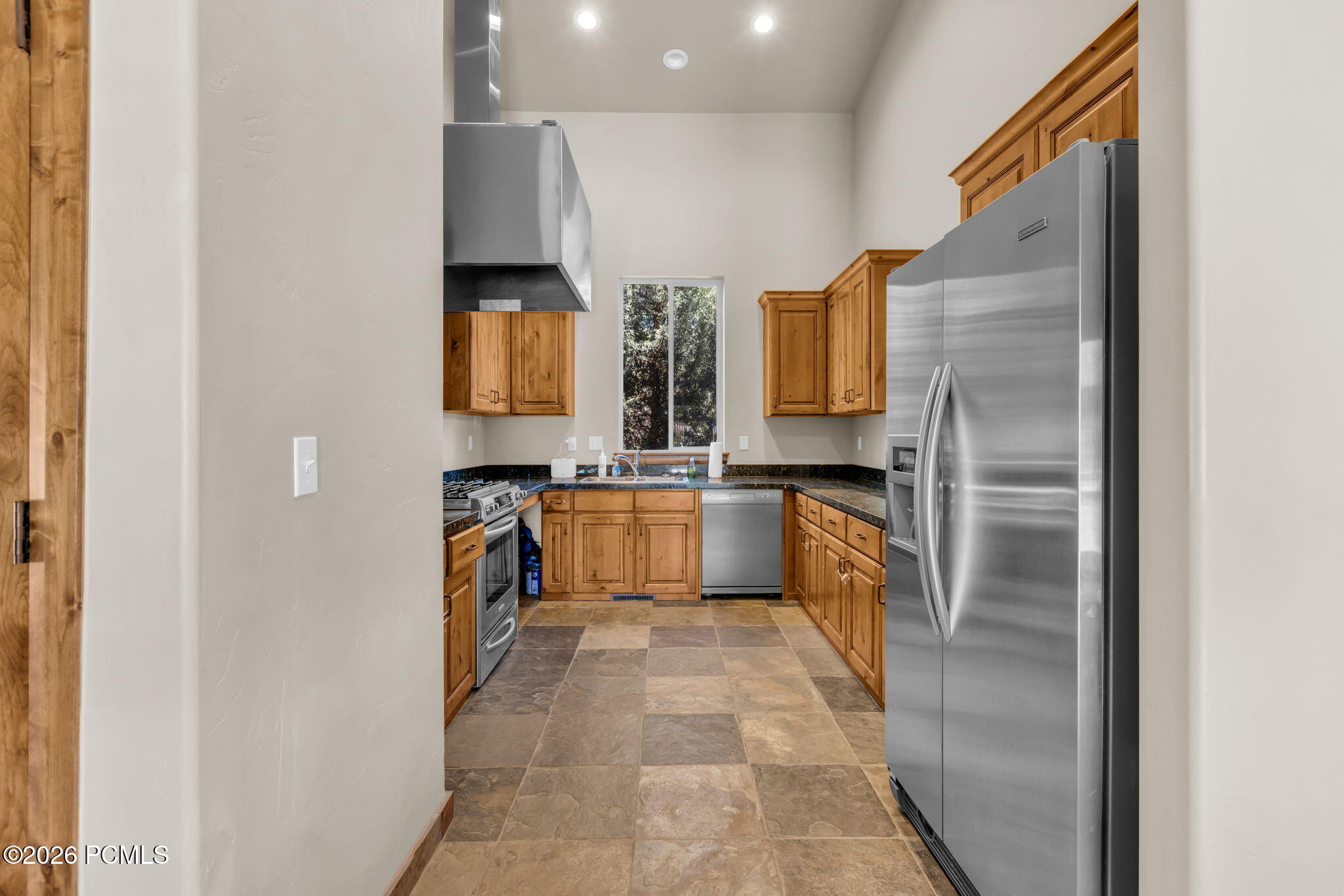 475 W 1150 North 4