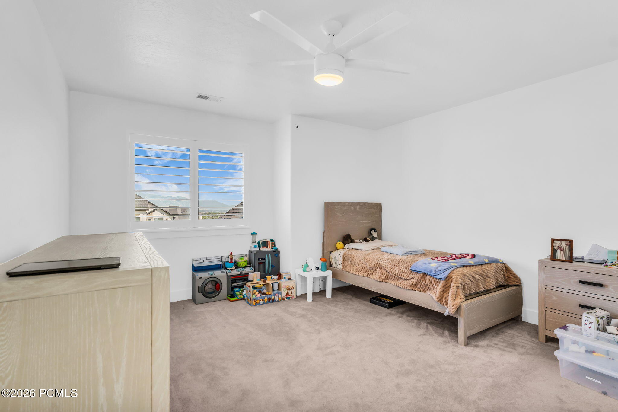 12517 N Minots Ledge Dr