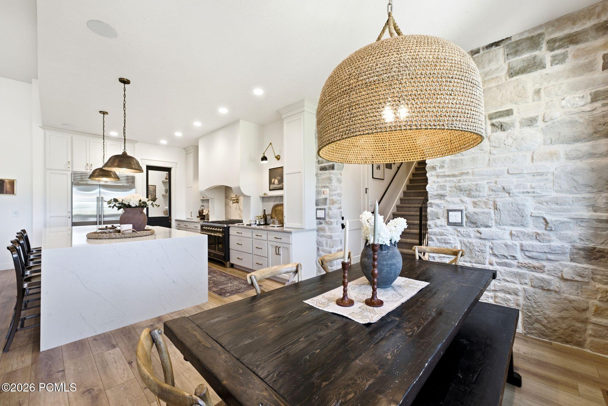 858 Crabapple Court