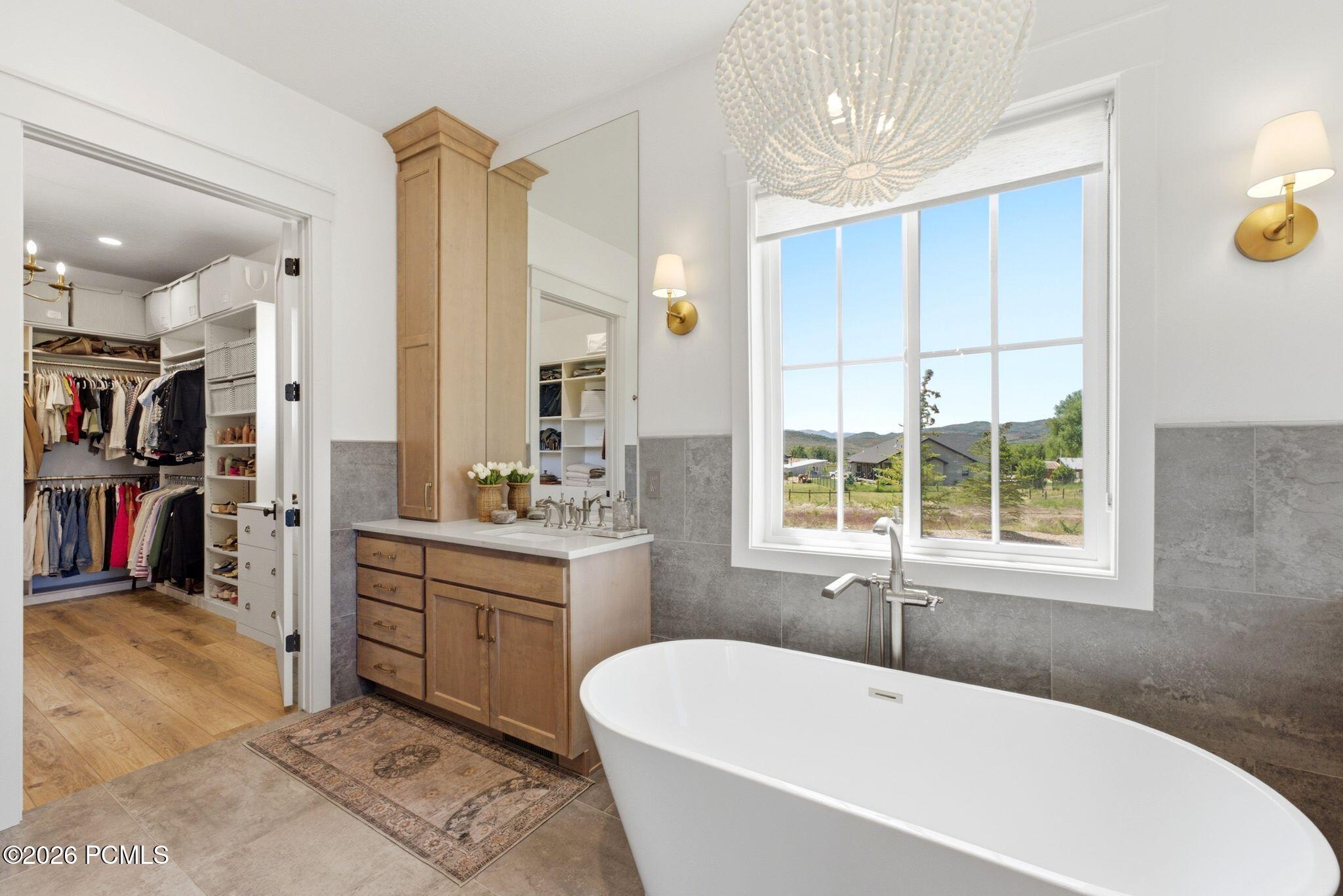 858 Crabapple Court