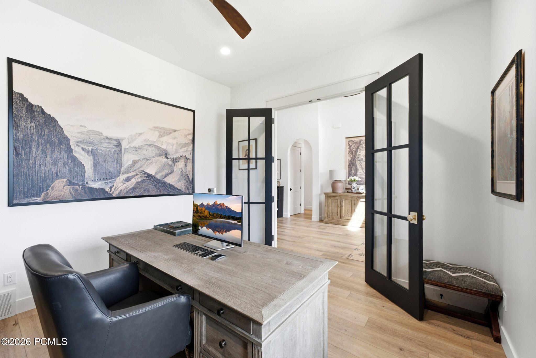 858 Crabapple Court