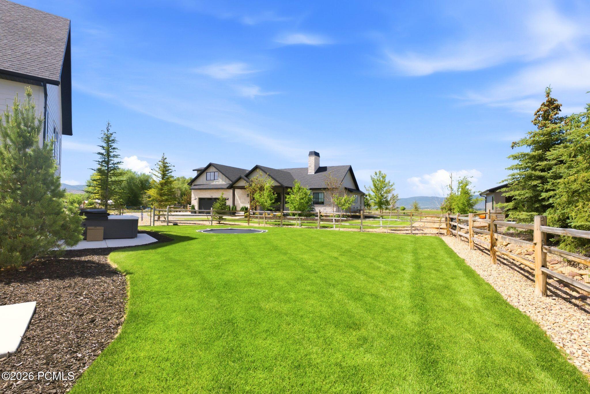 858 Crabapple Court
