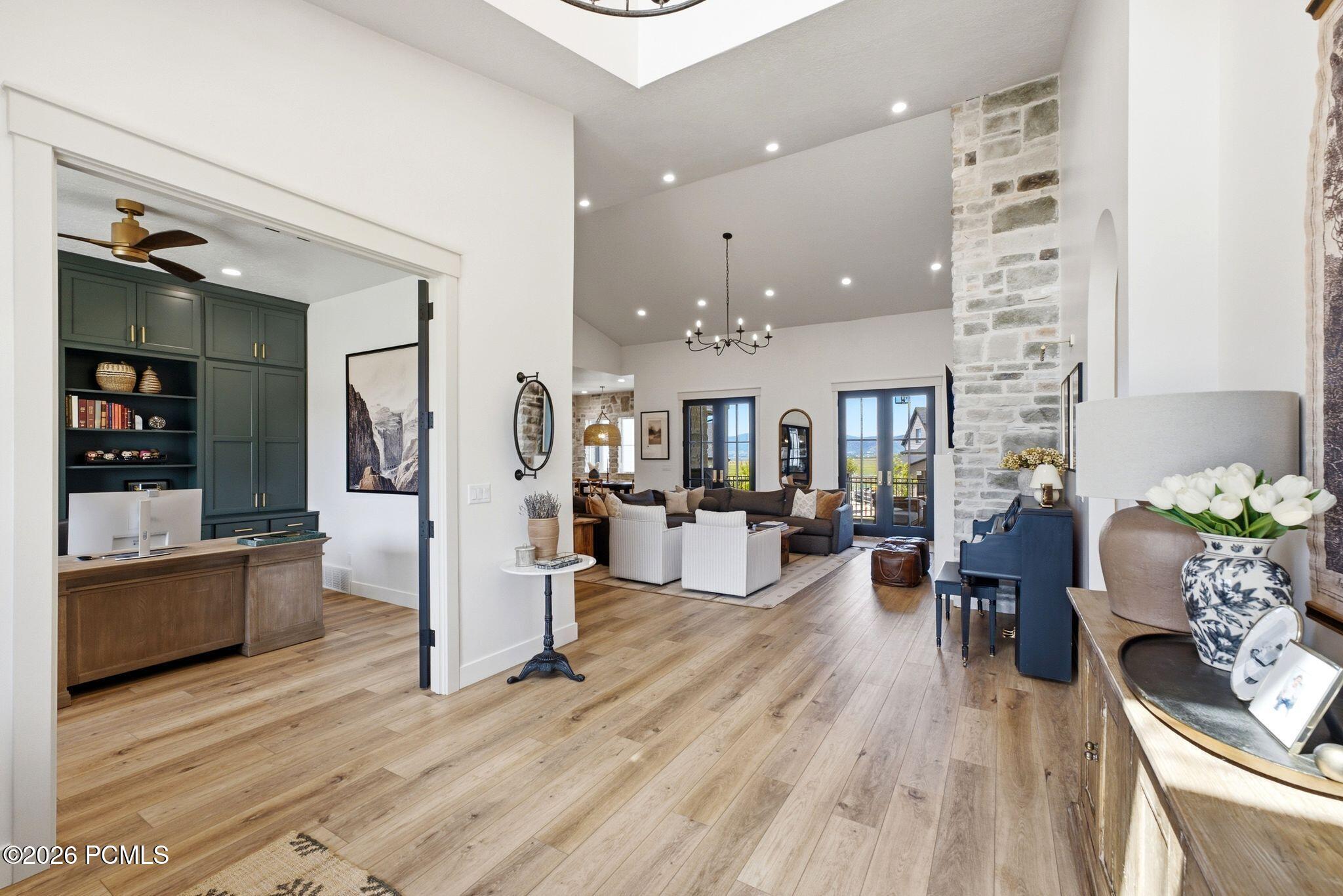 858 Crabapple Court
