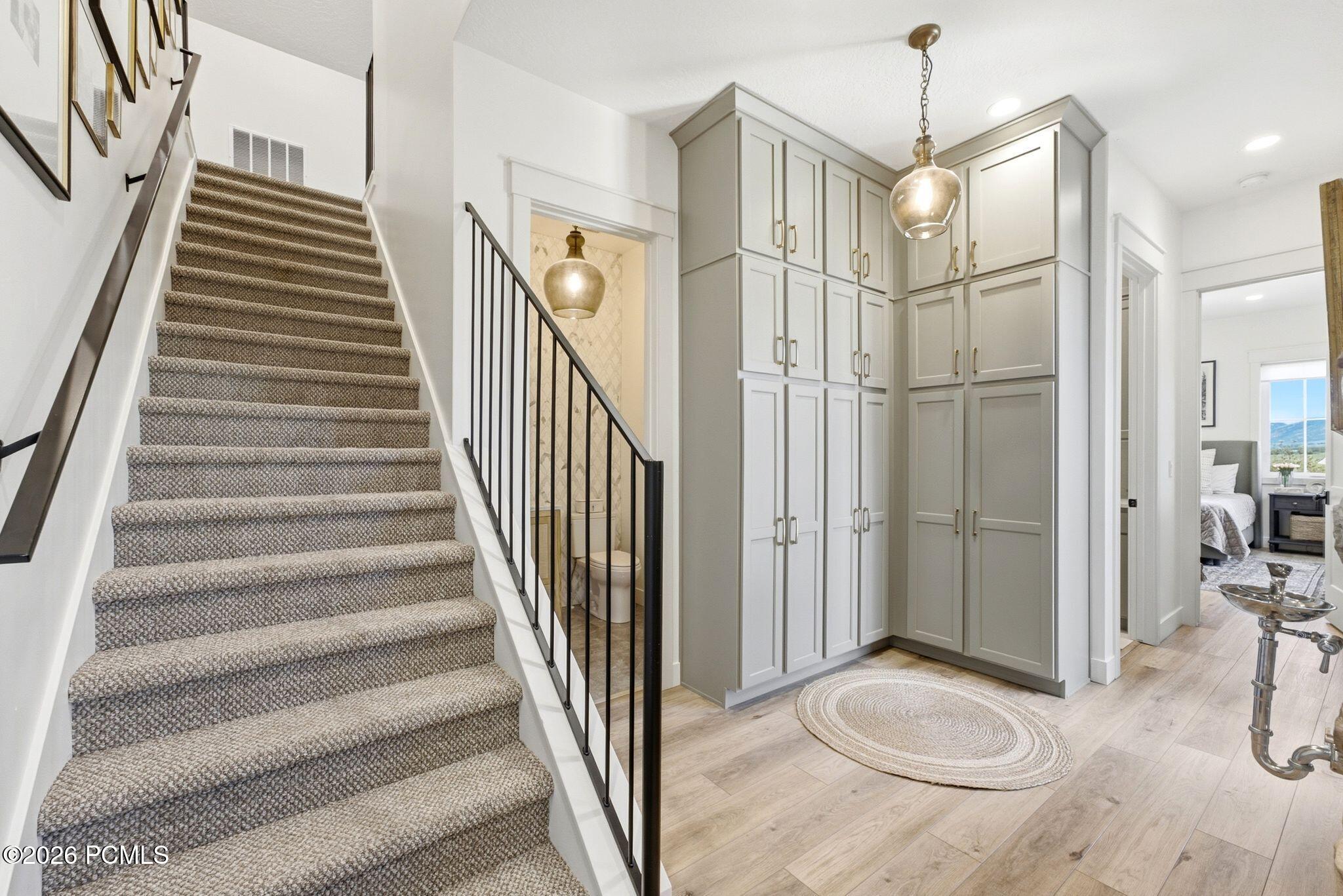 858 Crabapple Court