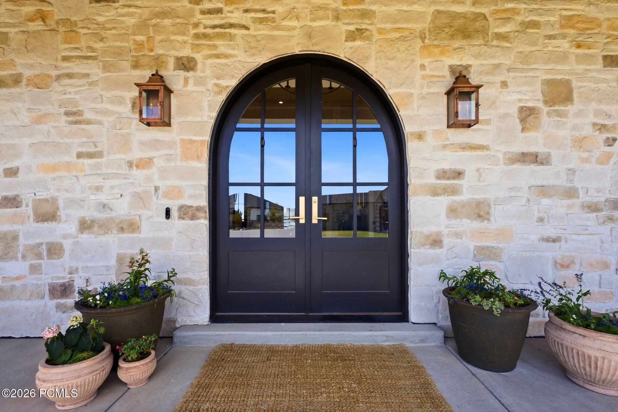 858 Crabapple Court