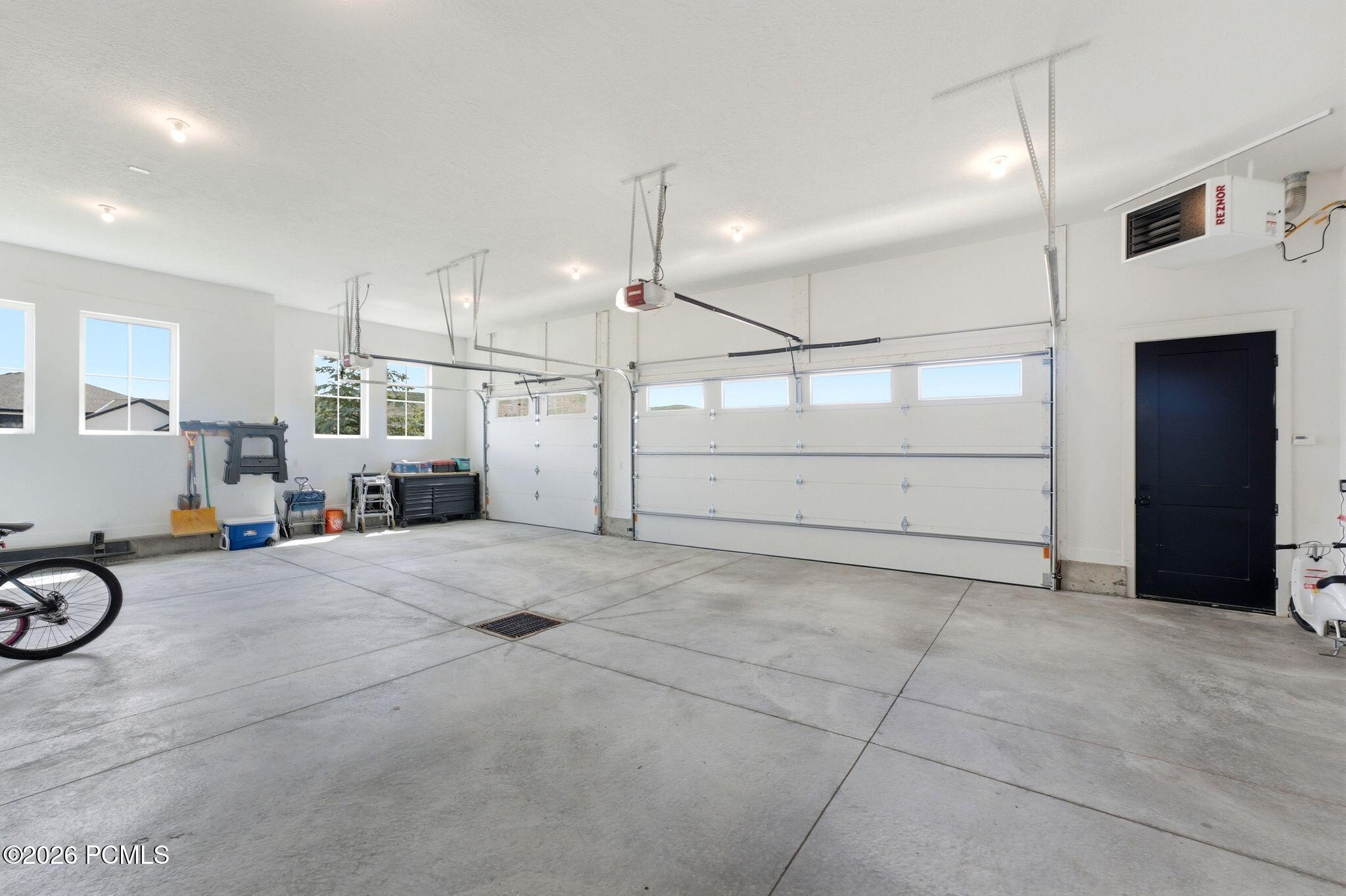 858 Crabapple Court