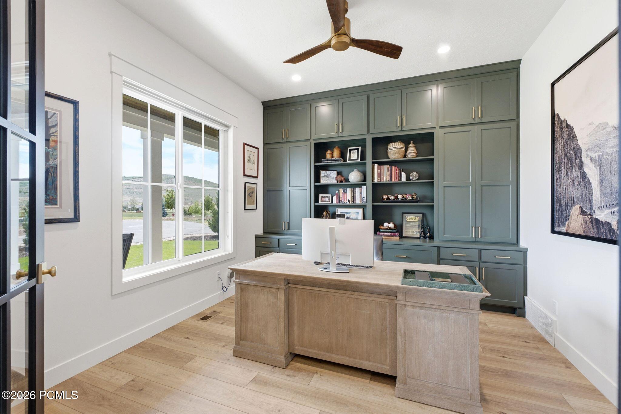 858 Crabapple Court