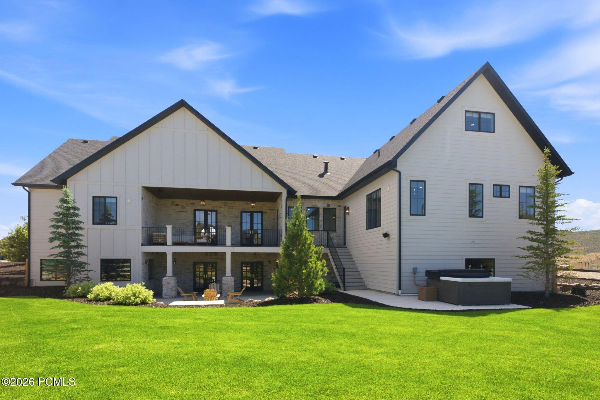 858 Crabapple Court