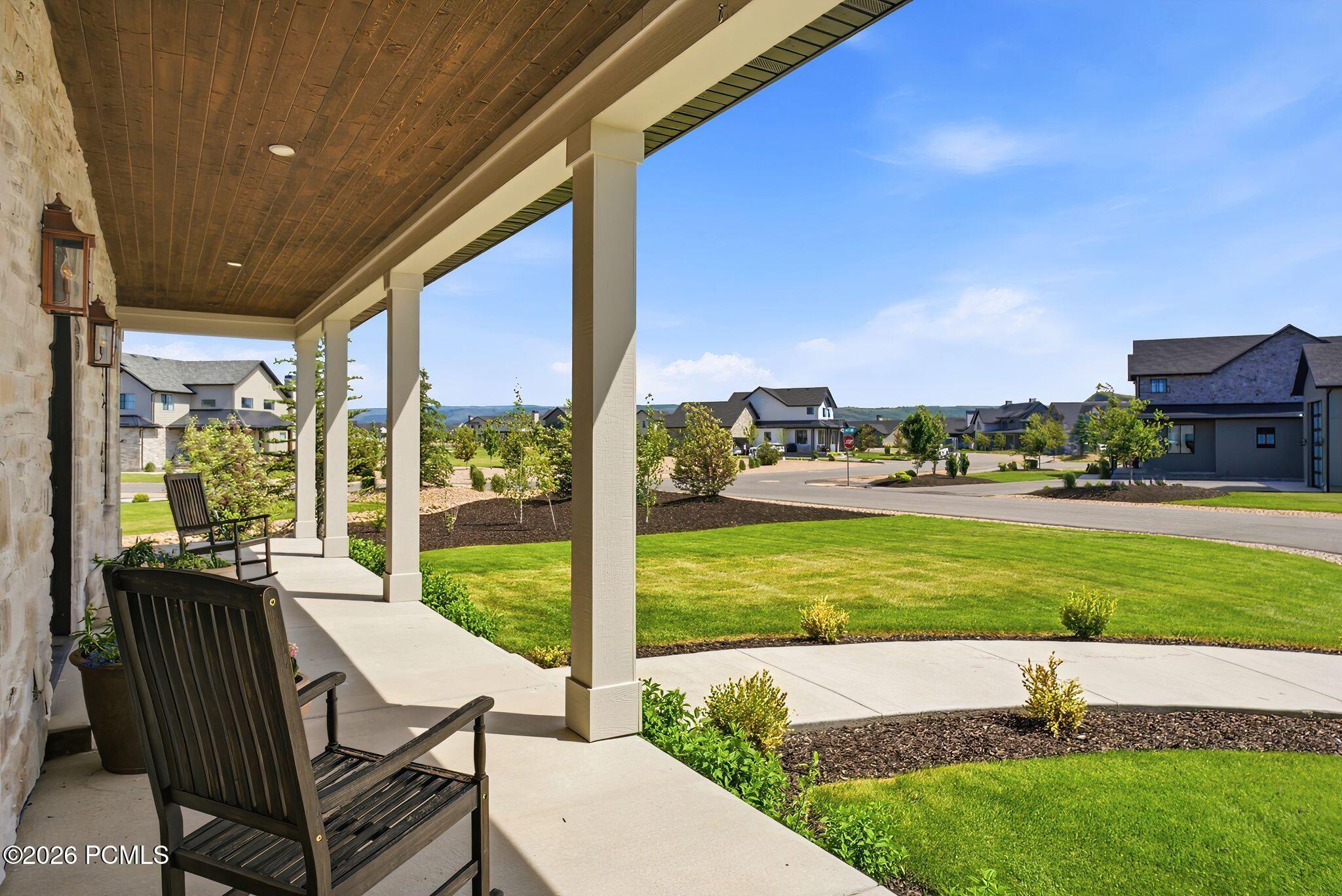 858 Crabapple Court