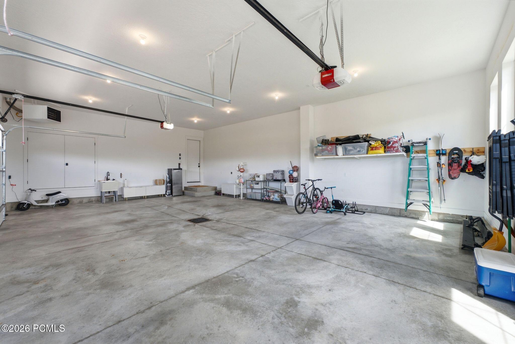 858 Crabapple Court