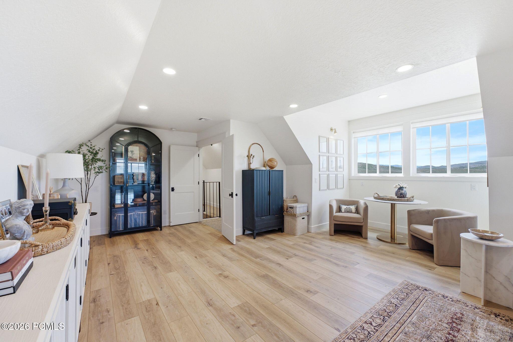 858 Crabapple Court