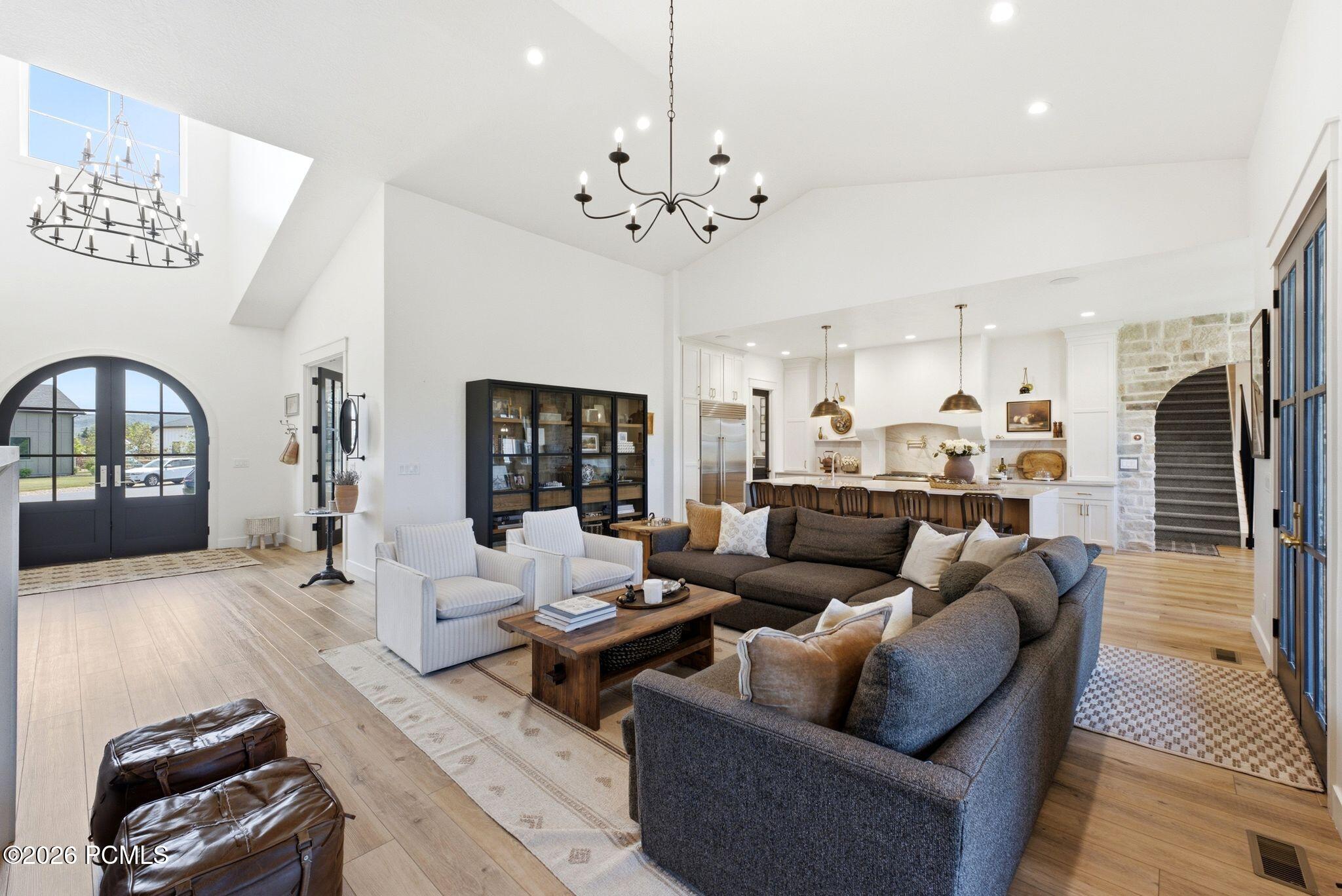858 Crabapple Court