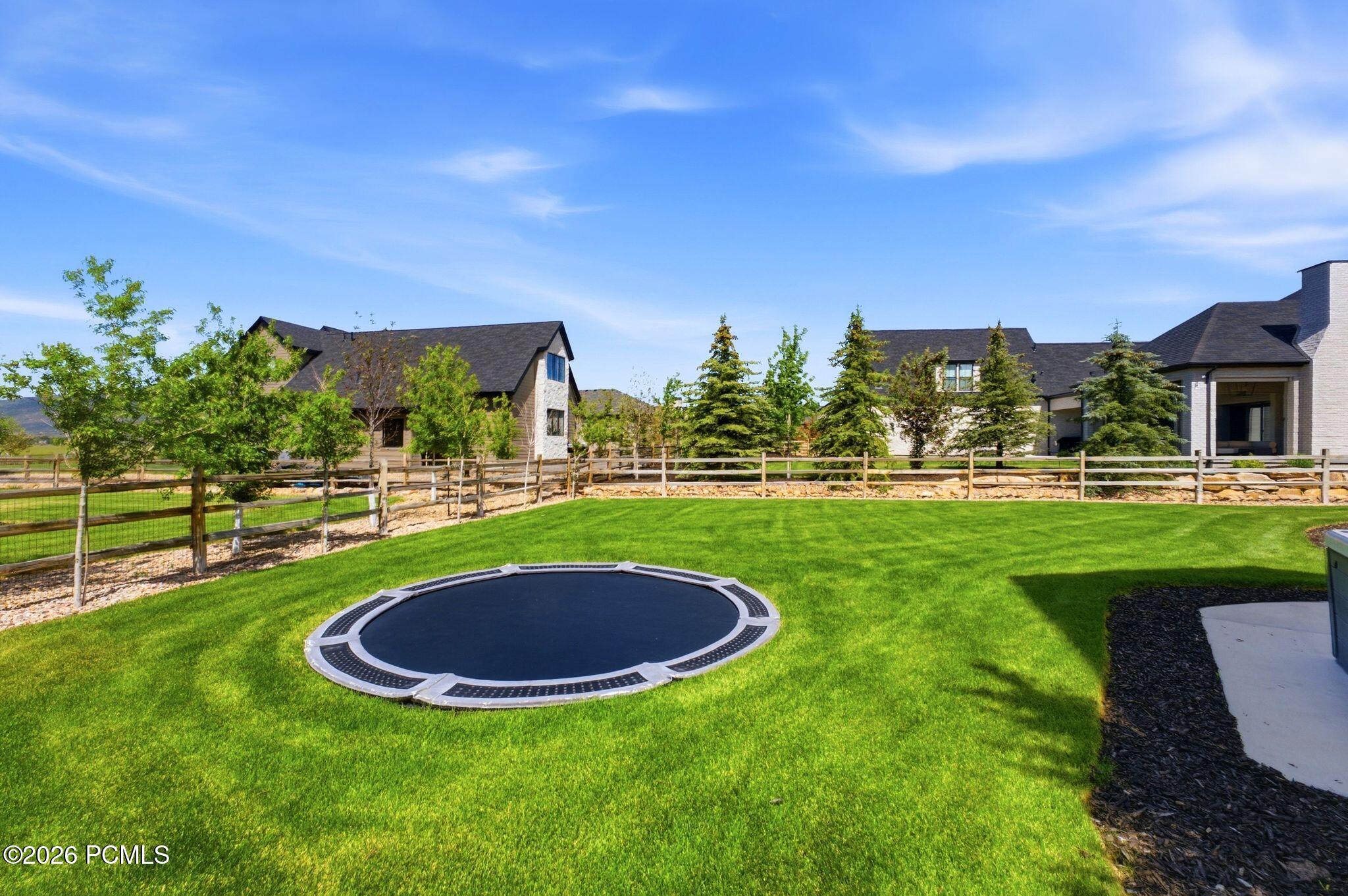 858 Crabapple Court
