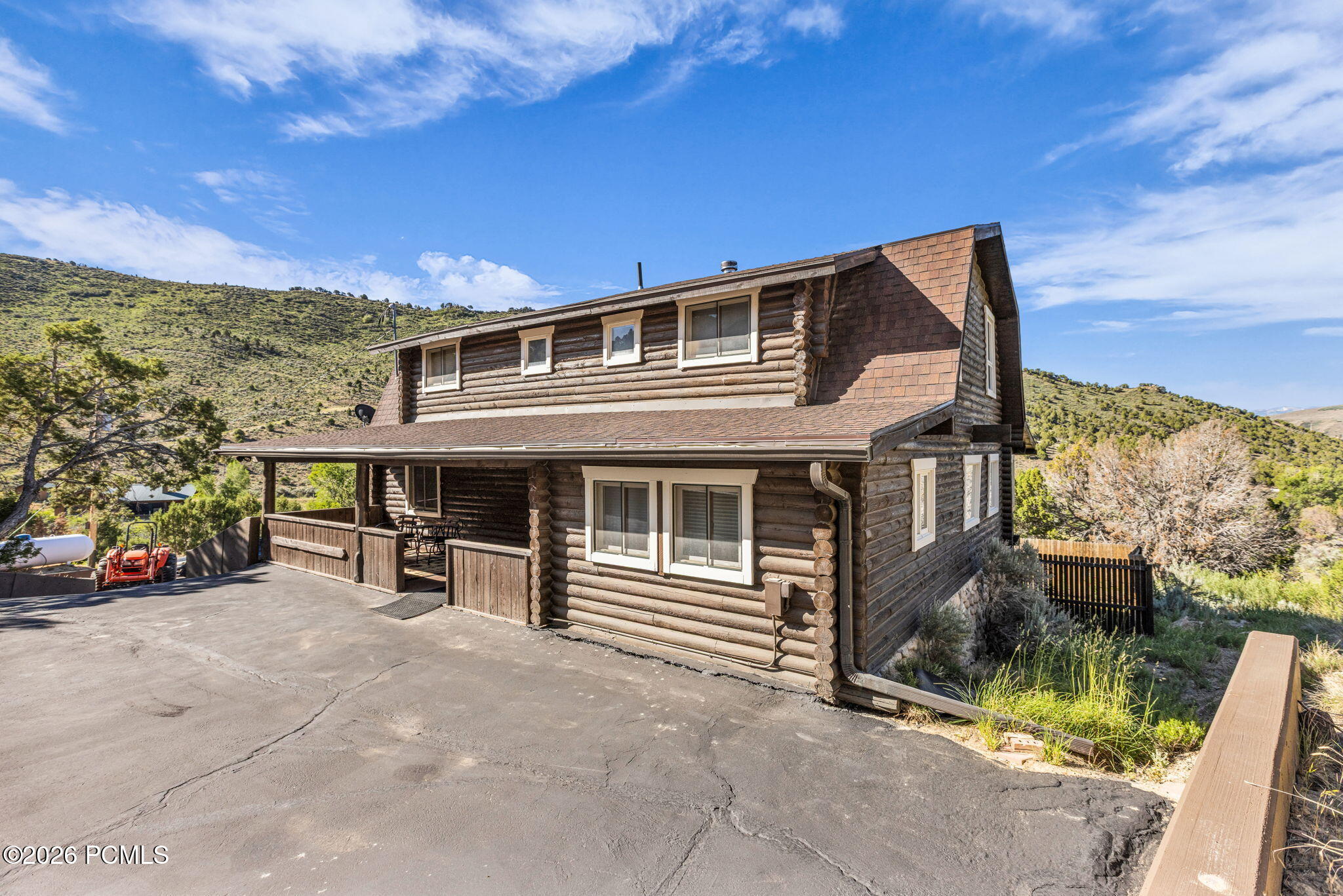 8398 N Highway 302